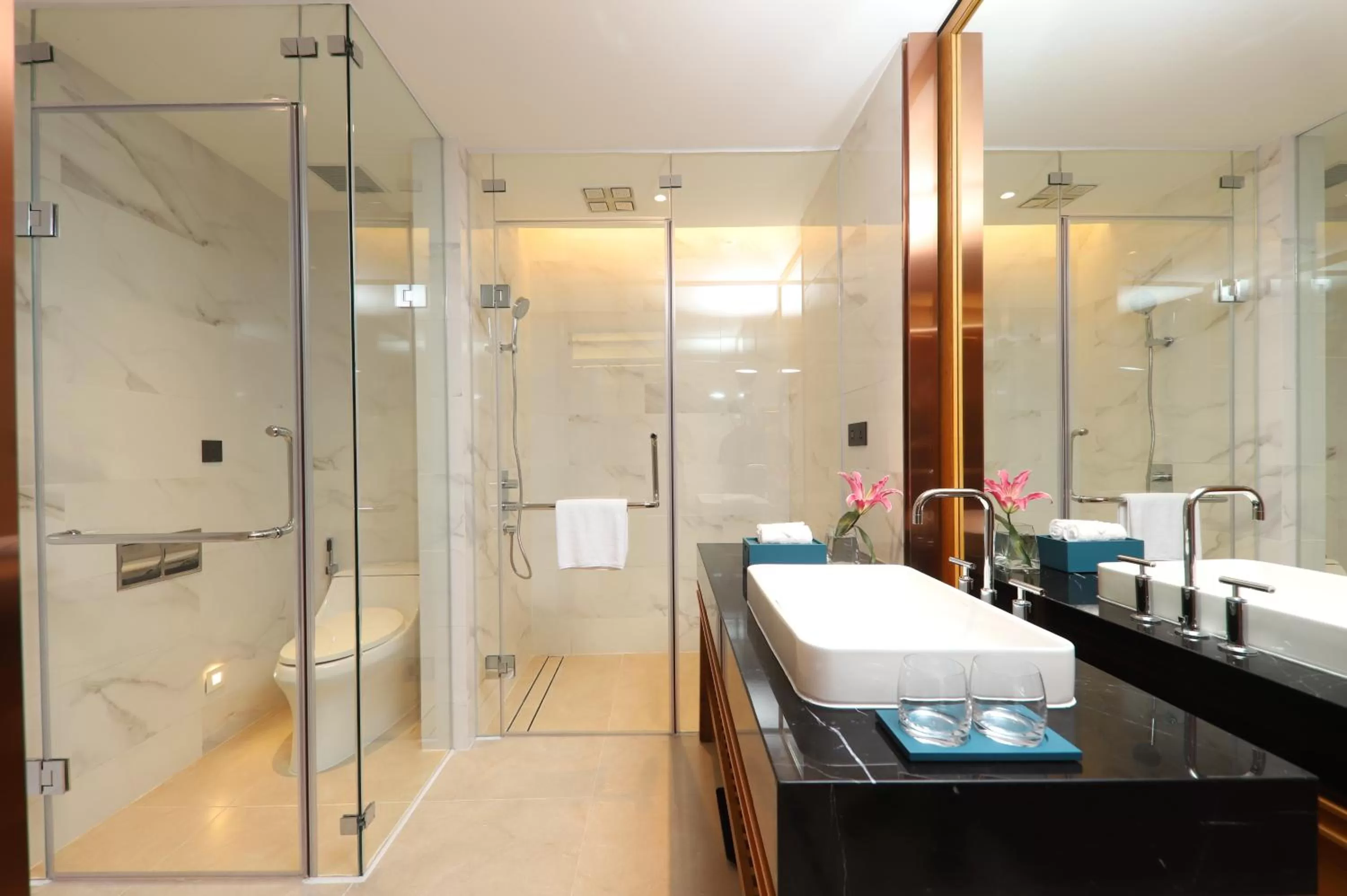 Shower in Grand Hyams Hotel - Quy Nhon Beach