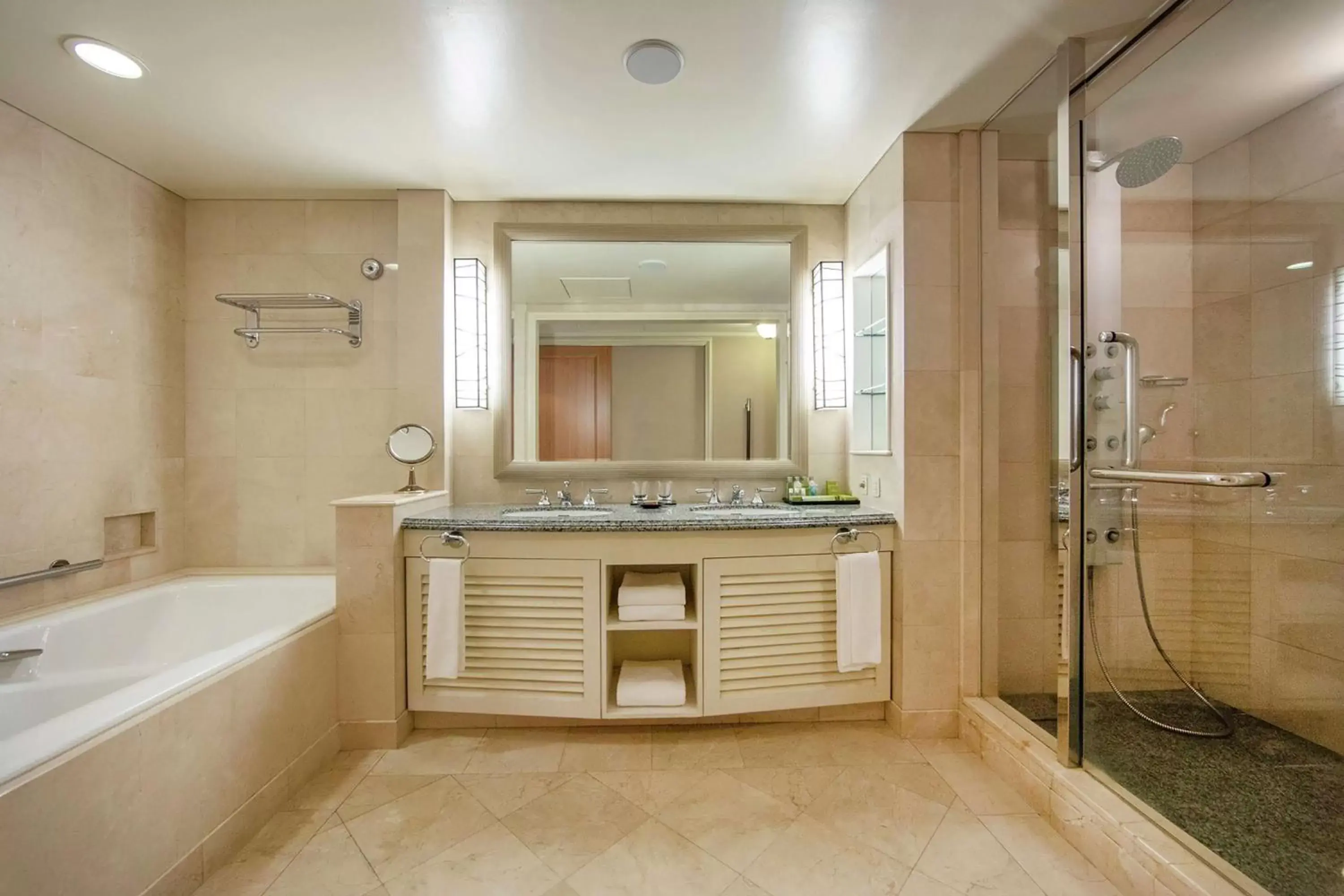 Bathroom in Hilton Tokyo Odaiba