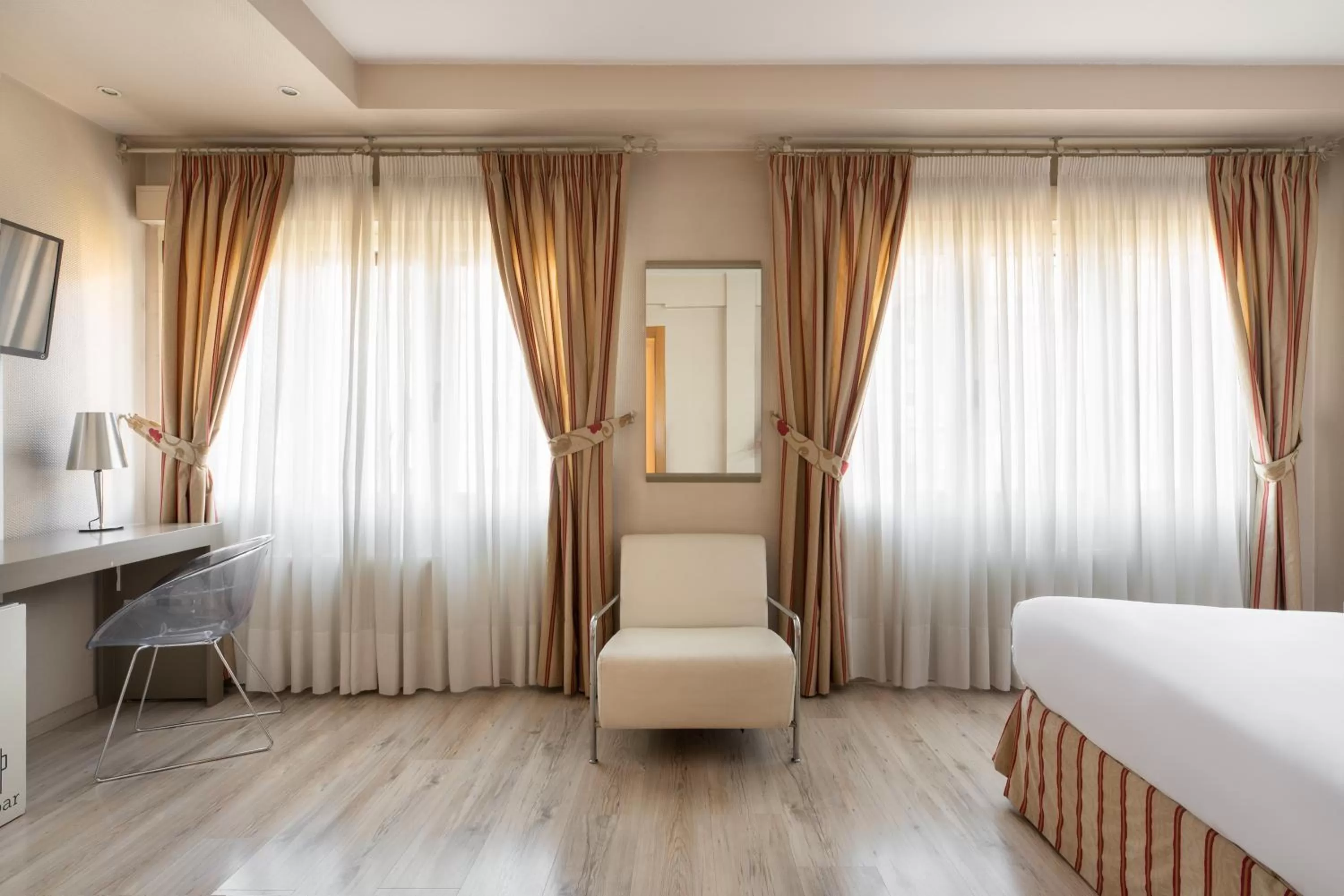 Photo of the whole room, Bed in Crisol Almirante Bonifaz