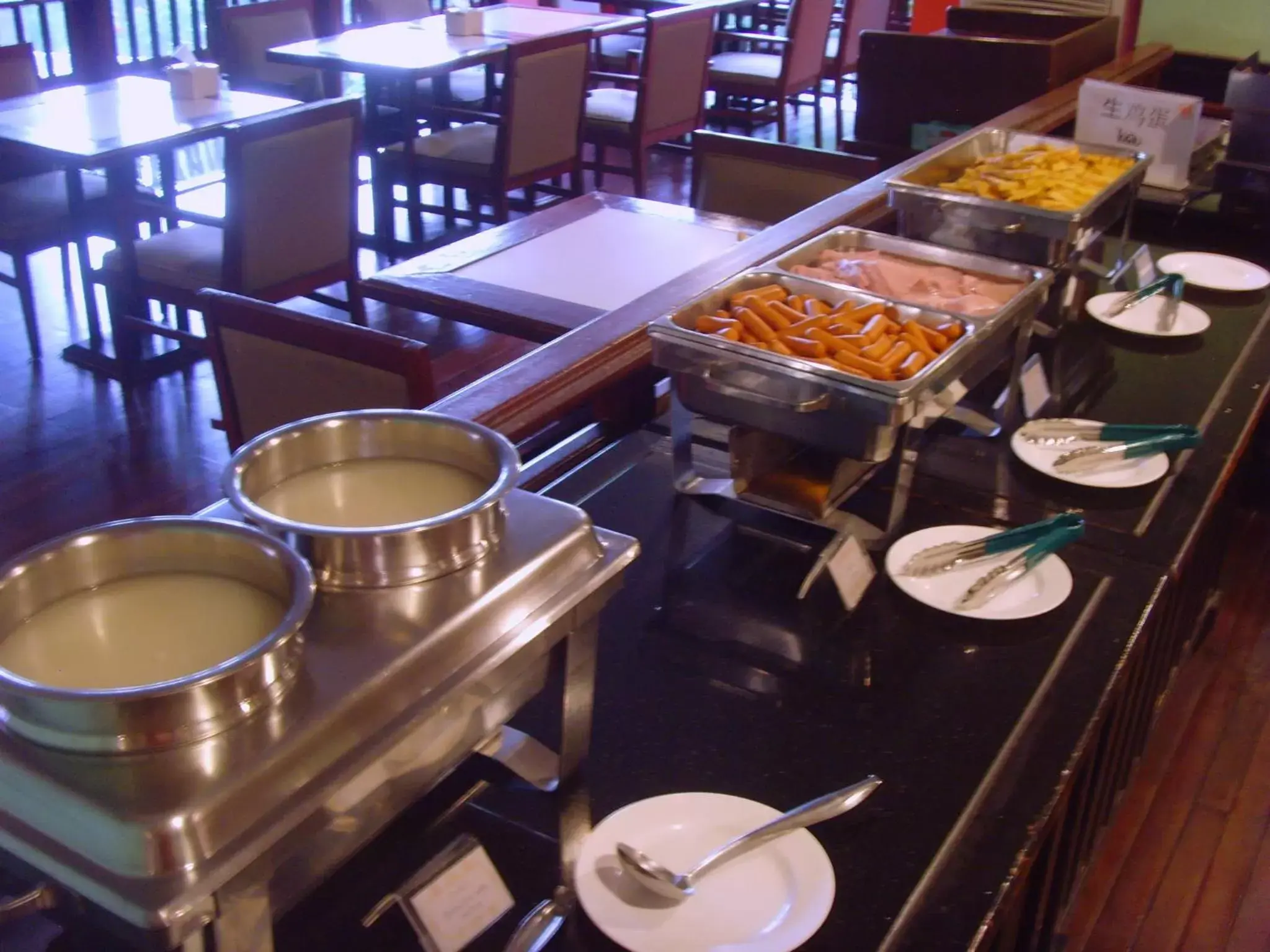 Buffet breakfast in Jomtien Thani Hotel