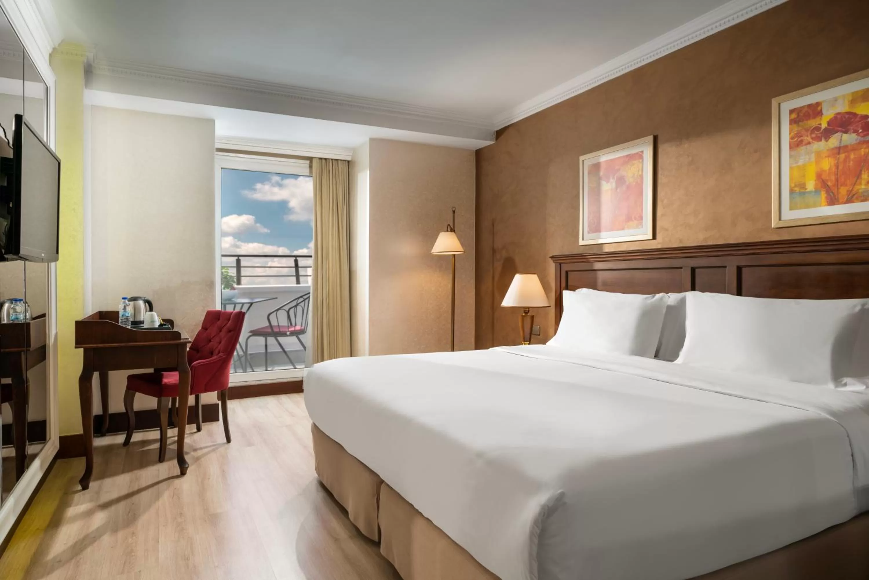 Bedroom in Occidental Taksim