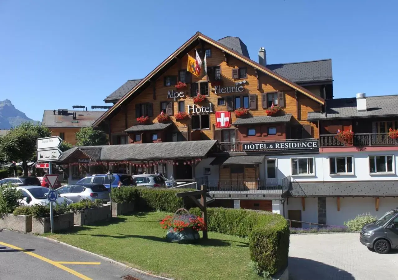 Property Building in Alpe Fleurie Hôtel & Restaurant