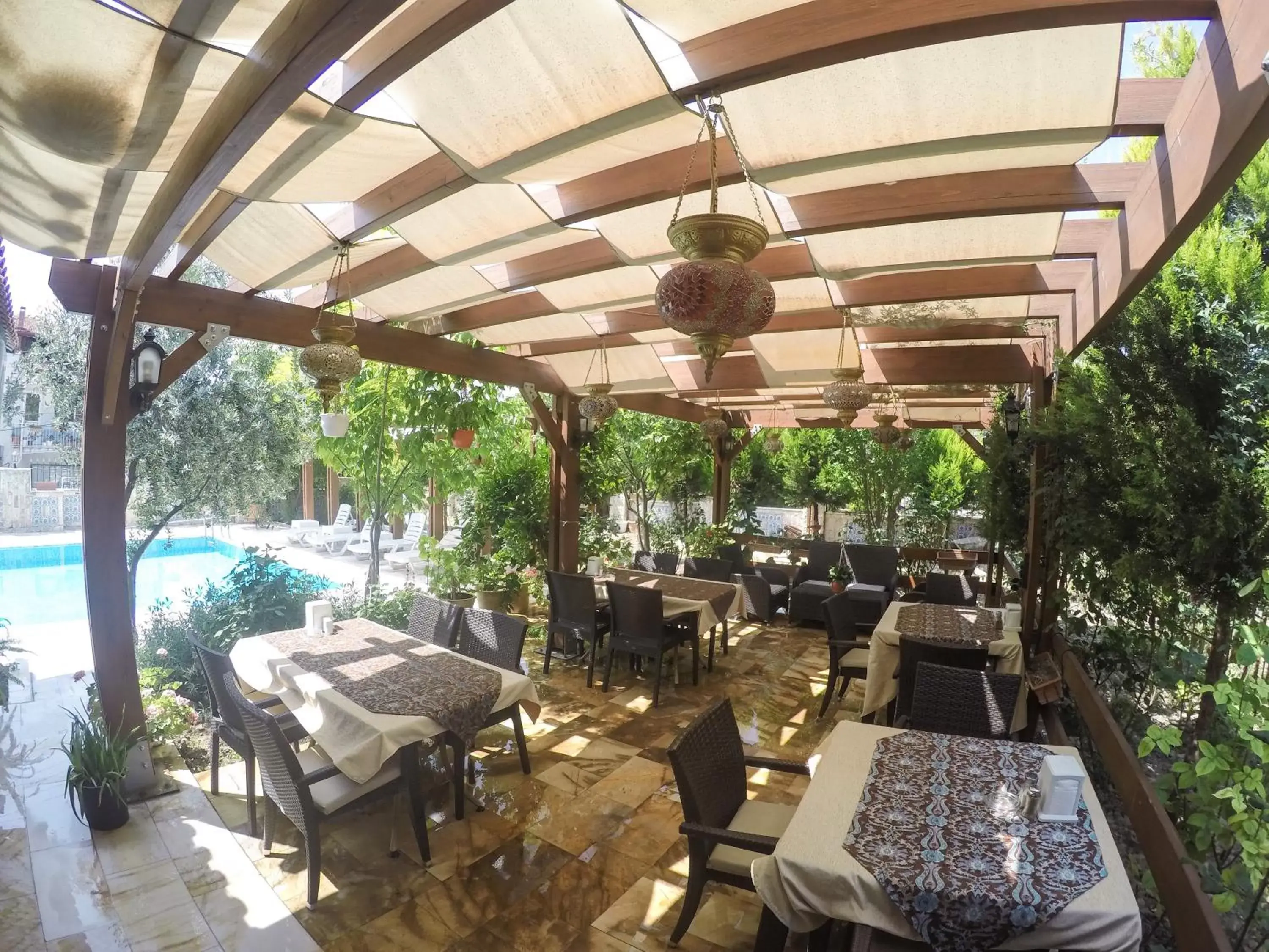 Restaurant/places to eat in Melrose Pansiyon Restaurant/places to eat in Melrose Pansiyon