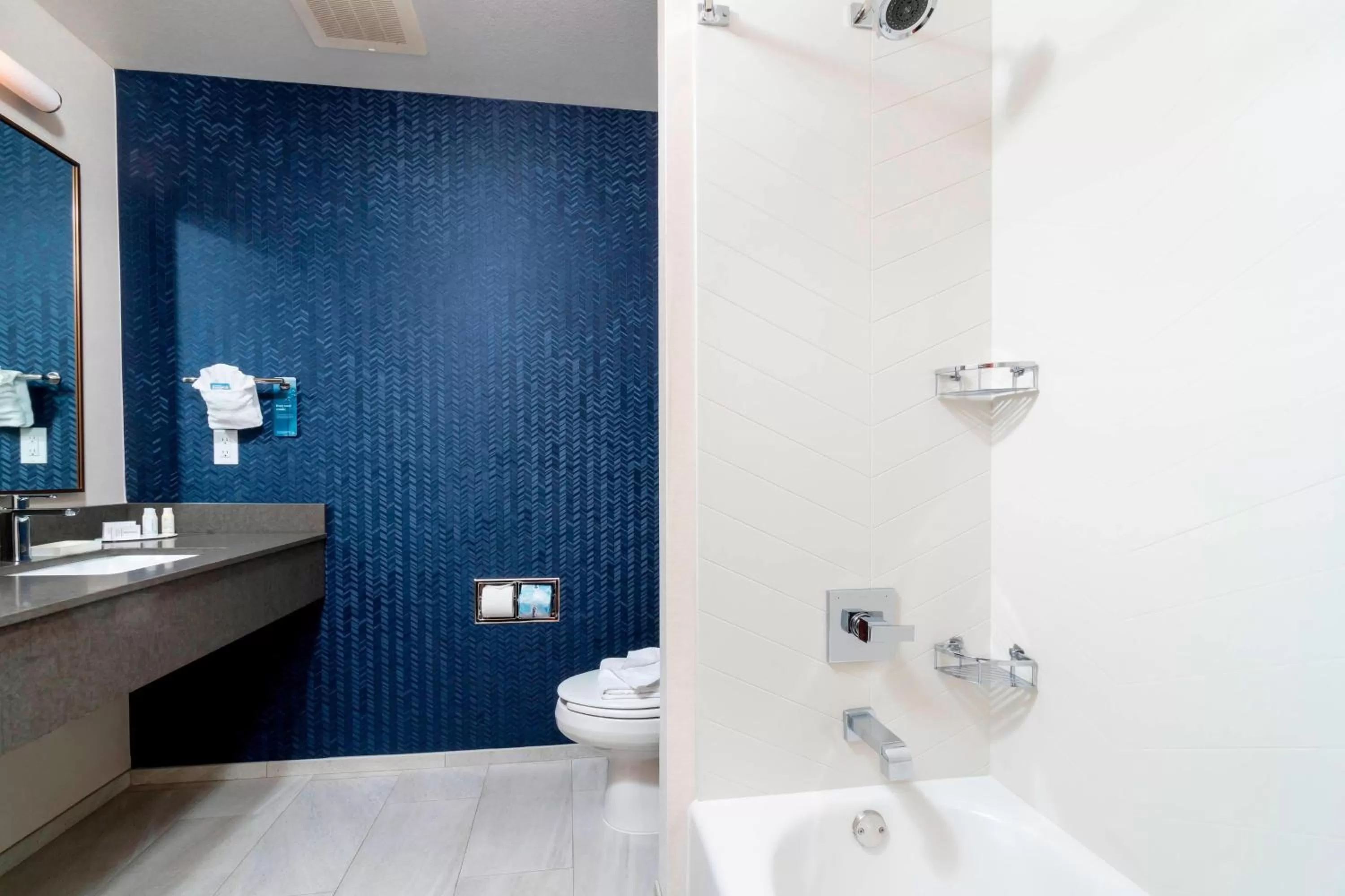 Bathroom in Fairfield Inn & Suites Bend Downtown