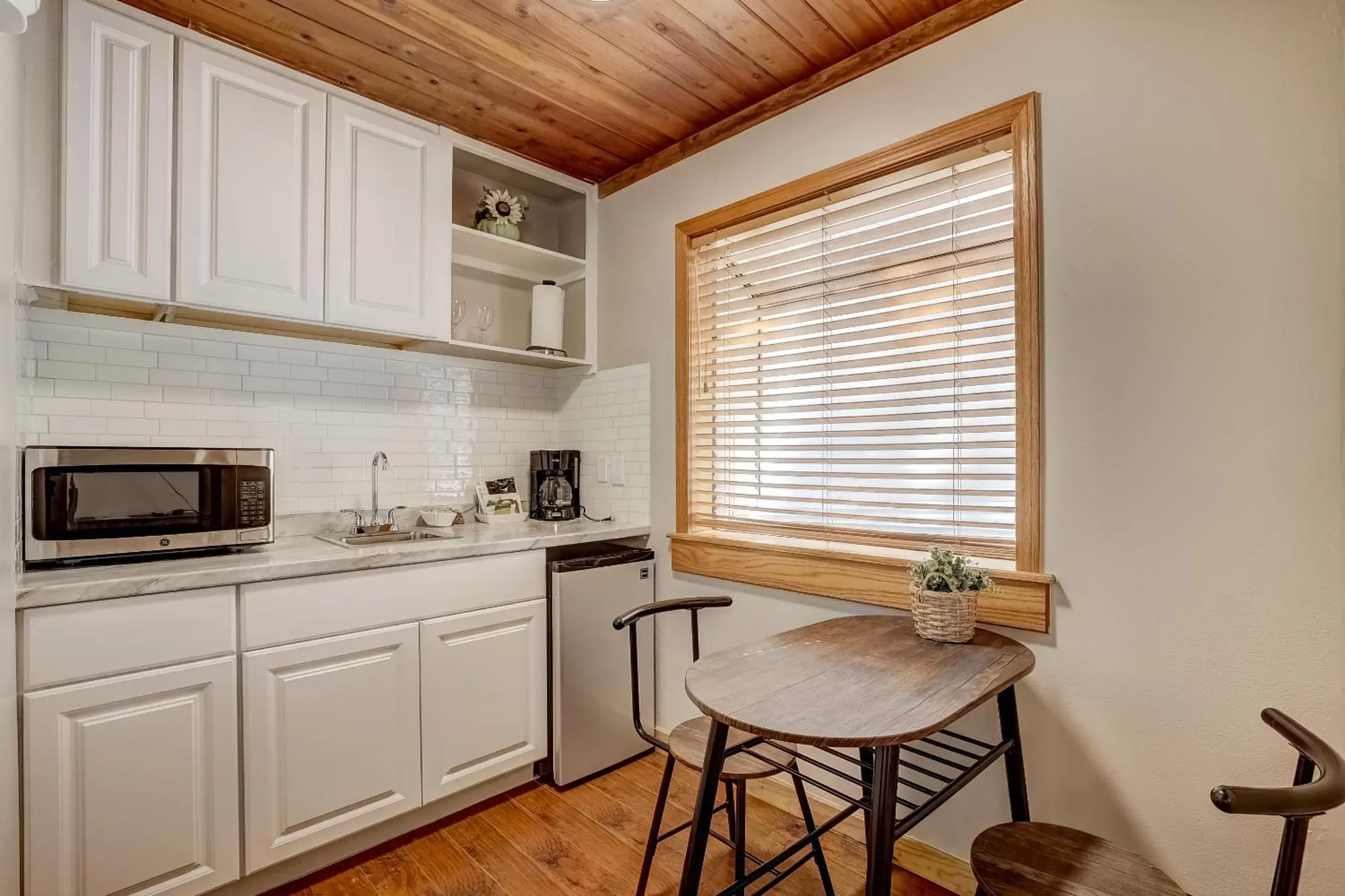 Kitchen/Kitchenette in Heavenly Valley Lodge