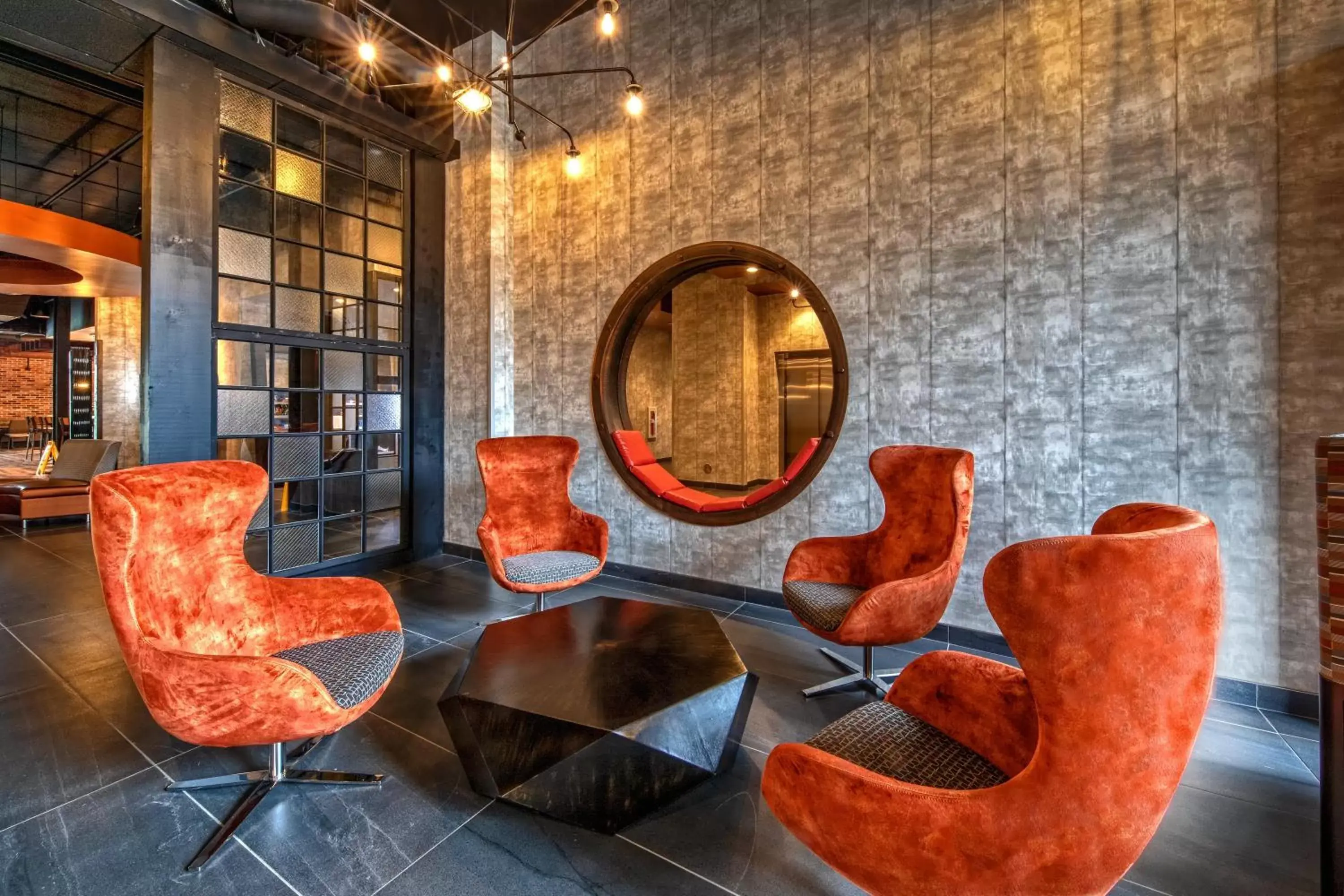 Property building in Hotel Indigo Pittsburgh University - Oakland by IHG Property building in Hotel Indigo Pittsburgh University - Oakland by IHG