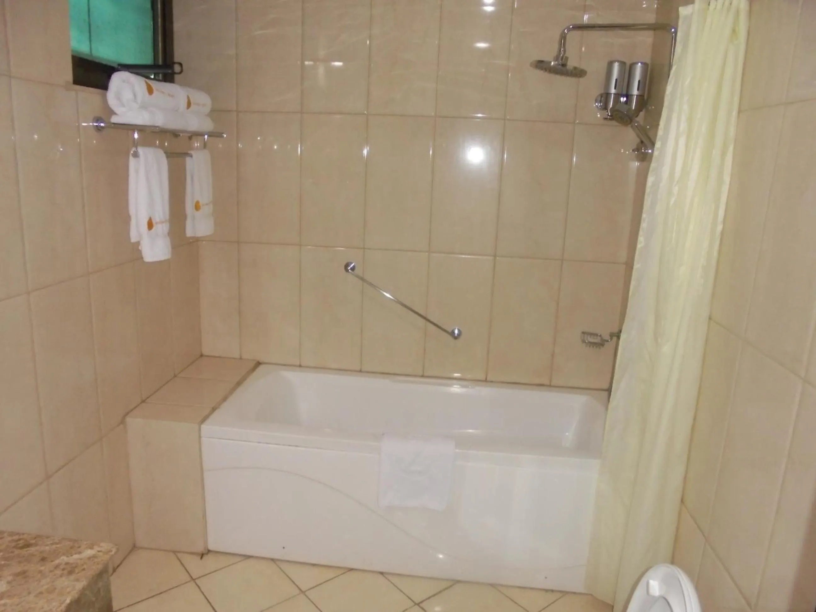 Deluxe Junior Suite in Saro Maria Hotel