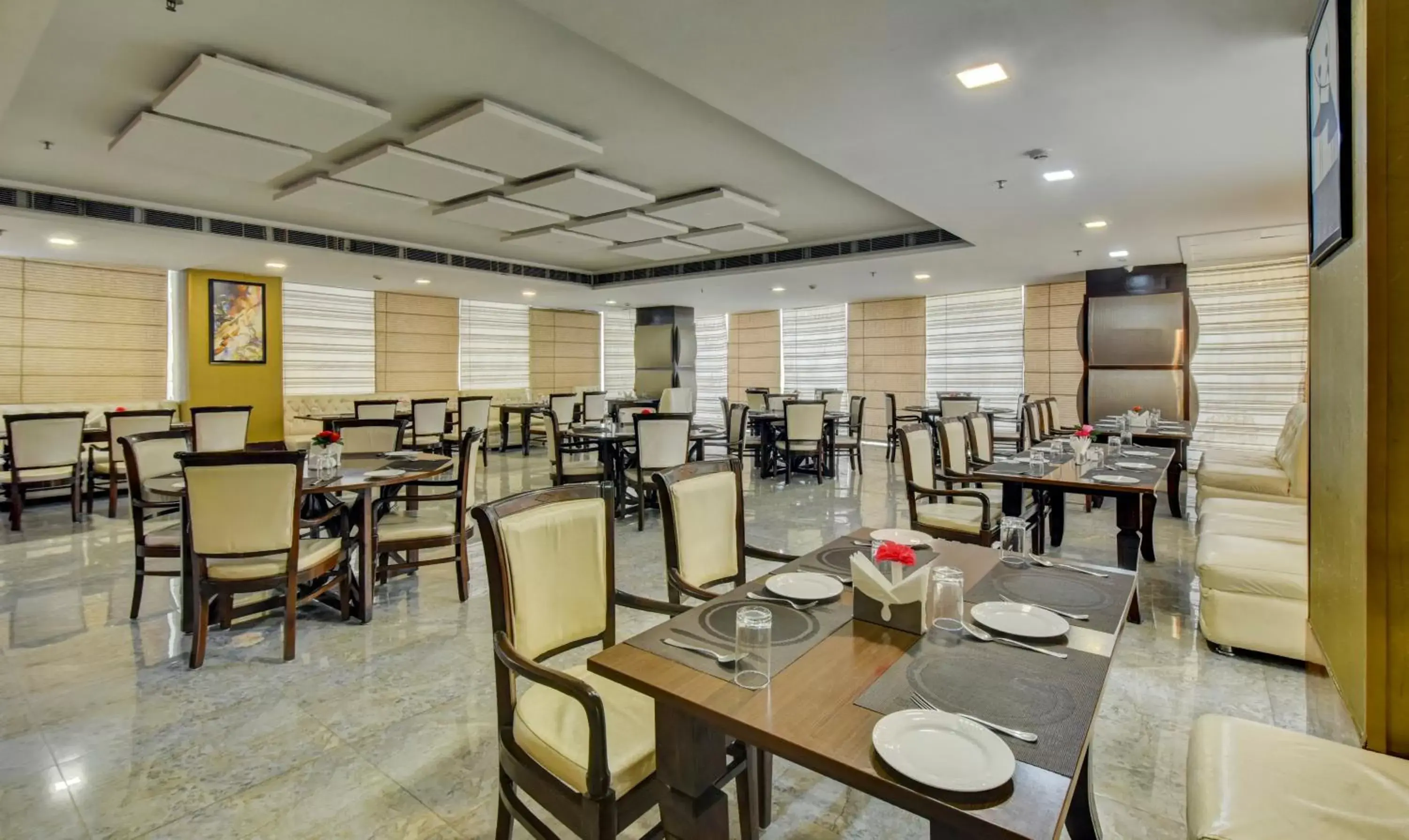 Restaurant/places to eat in Treebo Elysee, Patel Nagar Restaurant/places to eat in Treebo Elysee, Patel Nagar
