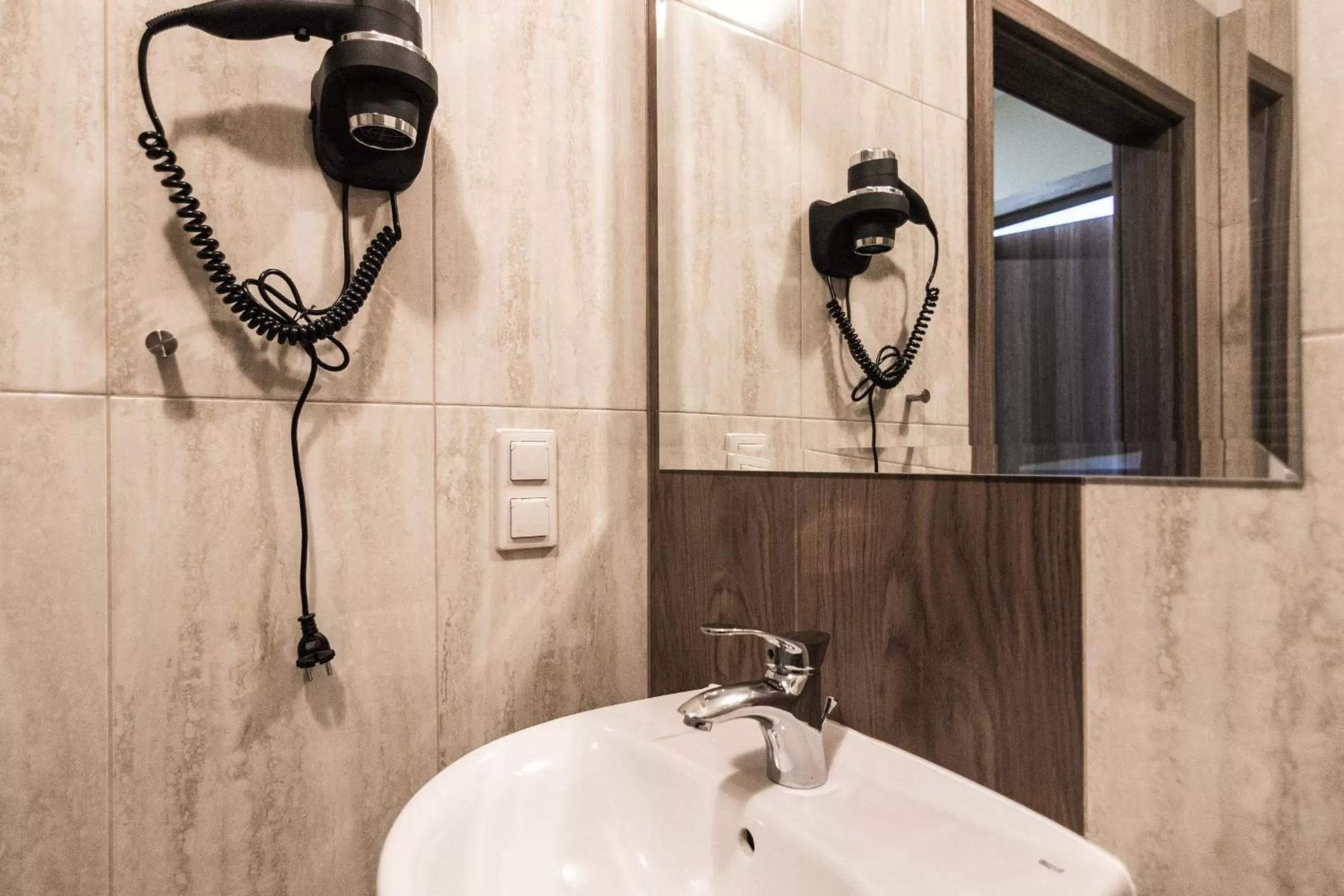 Bathroom in Resident Rene