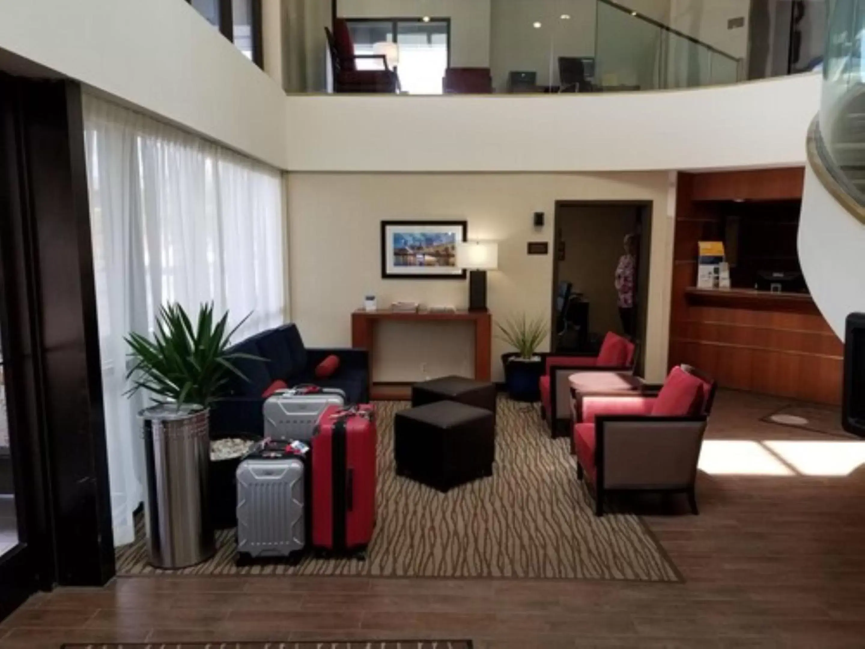 Seating area, Lobby/Reception in Comfort Inn Cleveland Airport