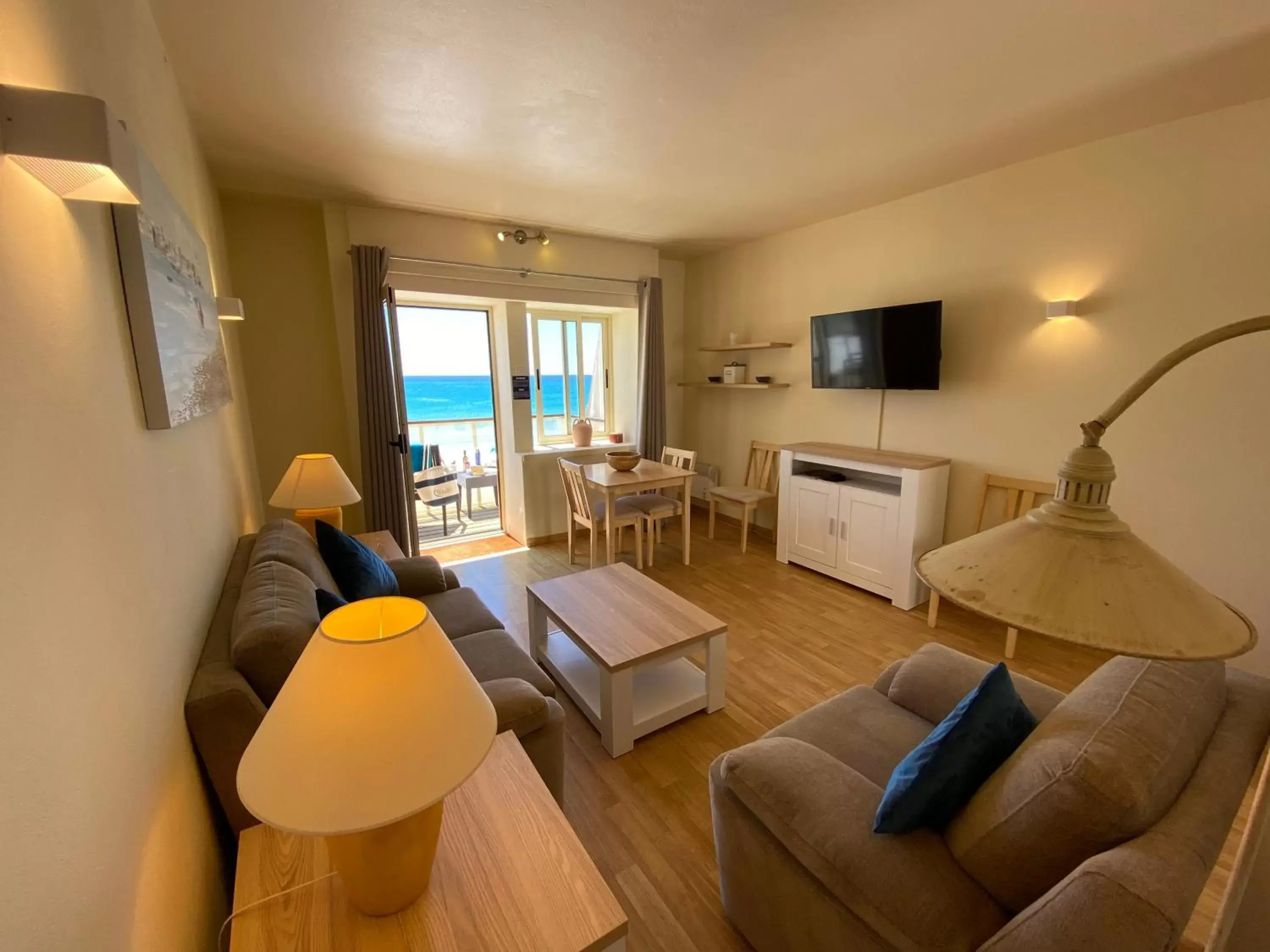 Living room, Seating Area in Luz Beach Apartments