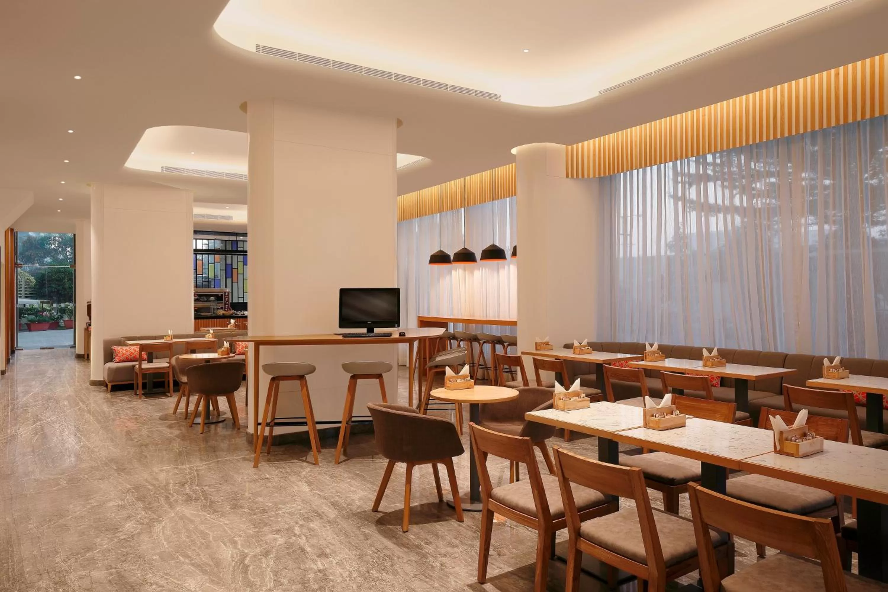 Restaurant/places to eat in Holiday Inn Express Hyderabad HITEC City by IHG