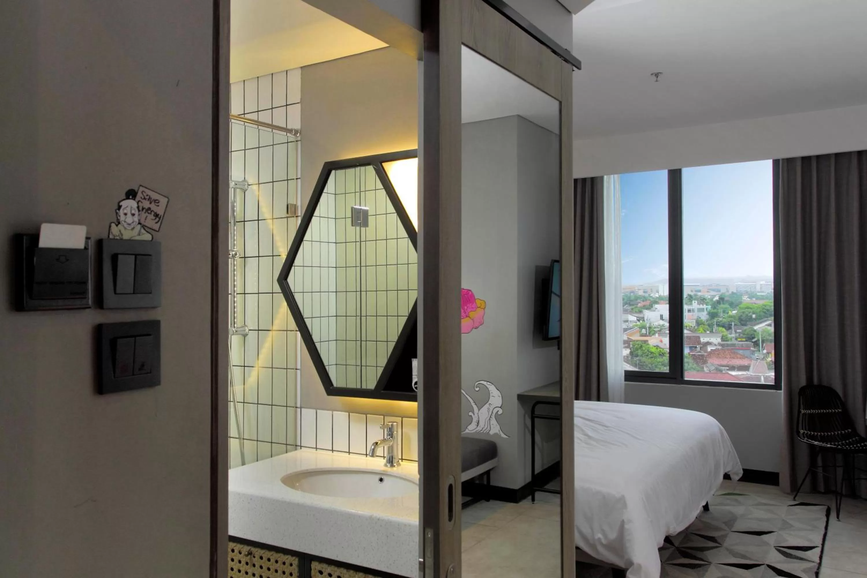 Bedroom, Bed in ARTOTEL Yogyakarta