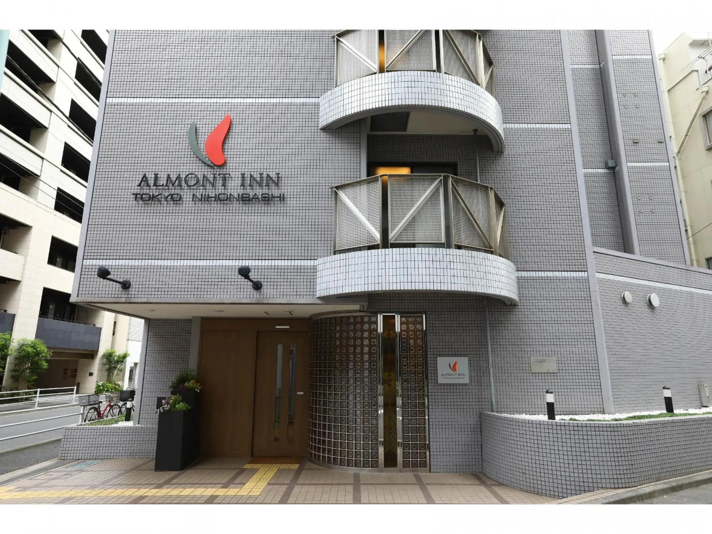 Facade/entrance in Almont Inn Tokyo Nihonbashi Facade/entrance in Almont Inn Tokyo Nihonbashi