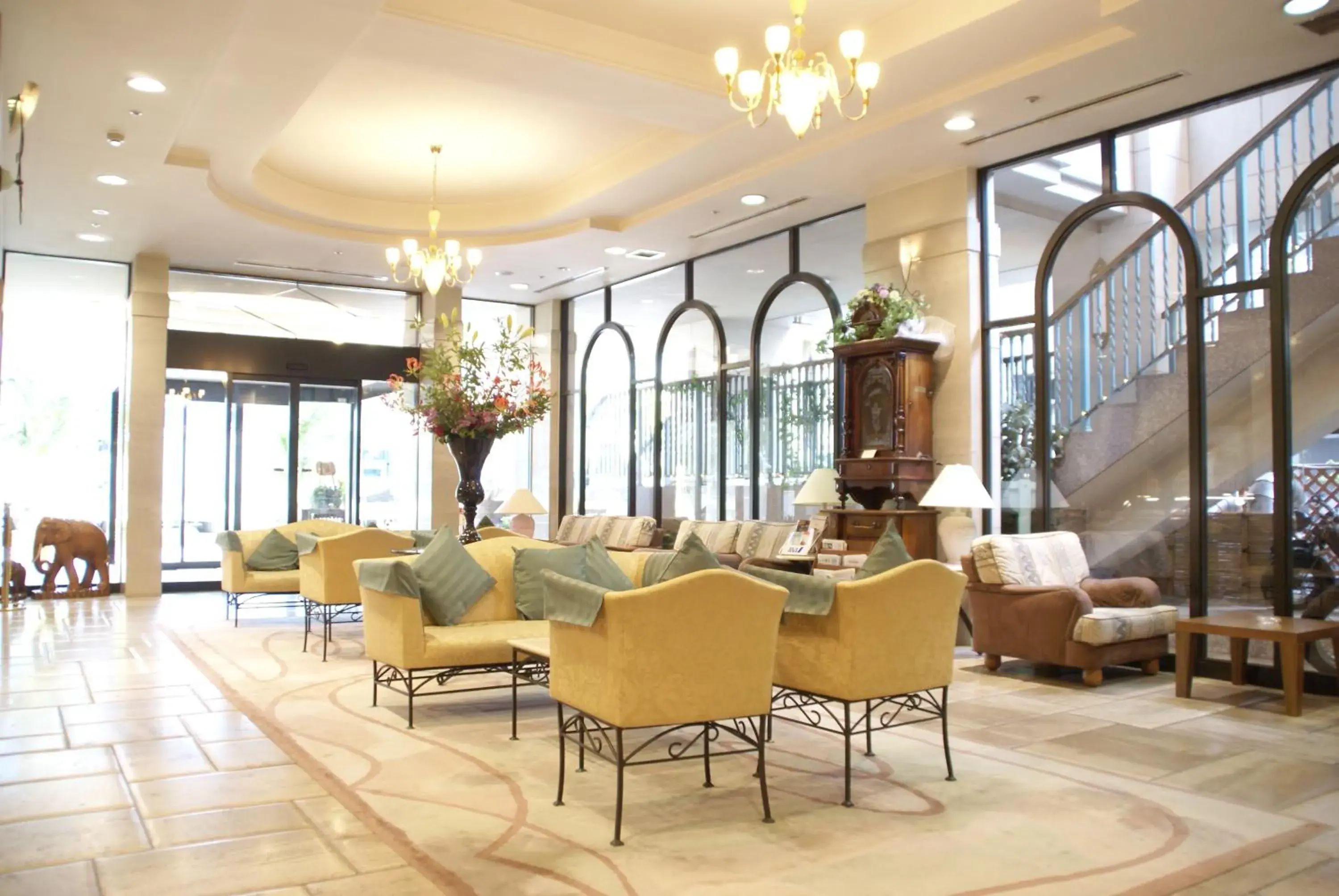 Lobby or reception, Restaurant/Places to Eat in Hotel Rose Garden Shinjuku