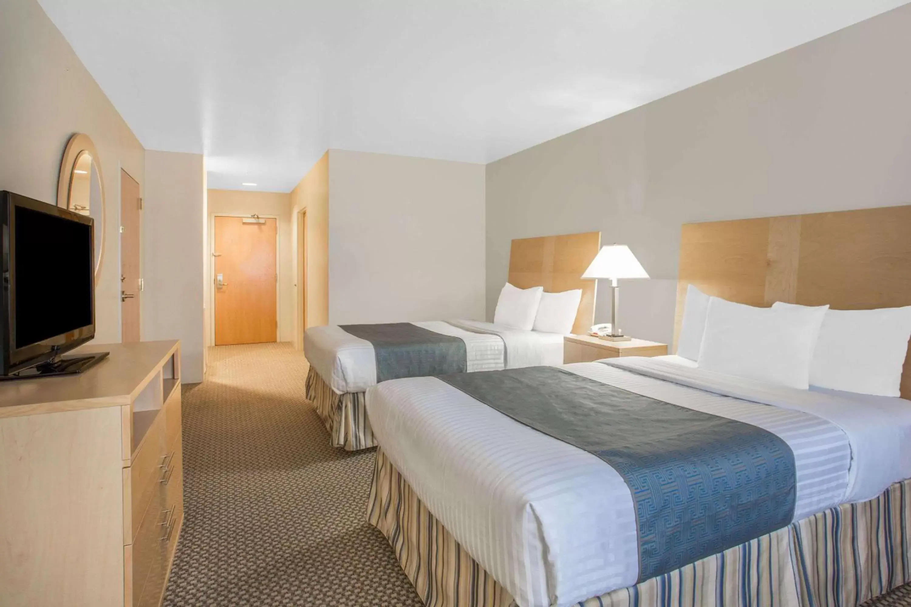 Photo of the whole room, Bed in Days Inn by Wyndham Chino Valley