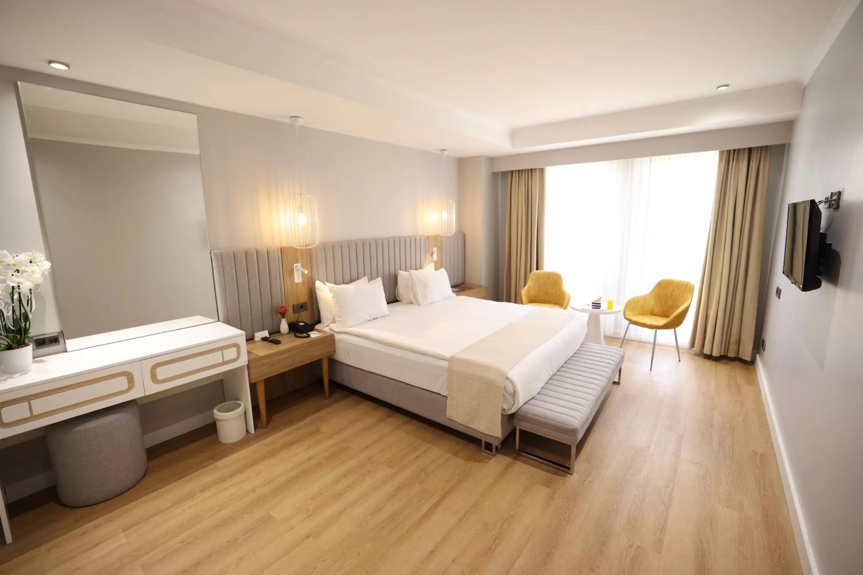 TV and multimedia, Bed in Nova Plaza Prime Hotel