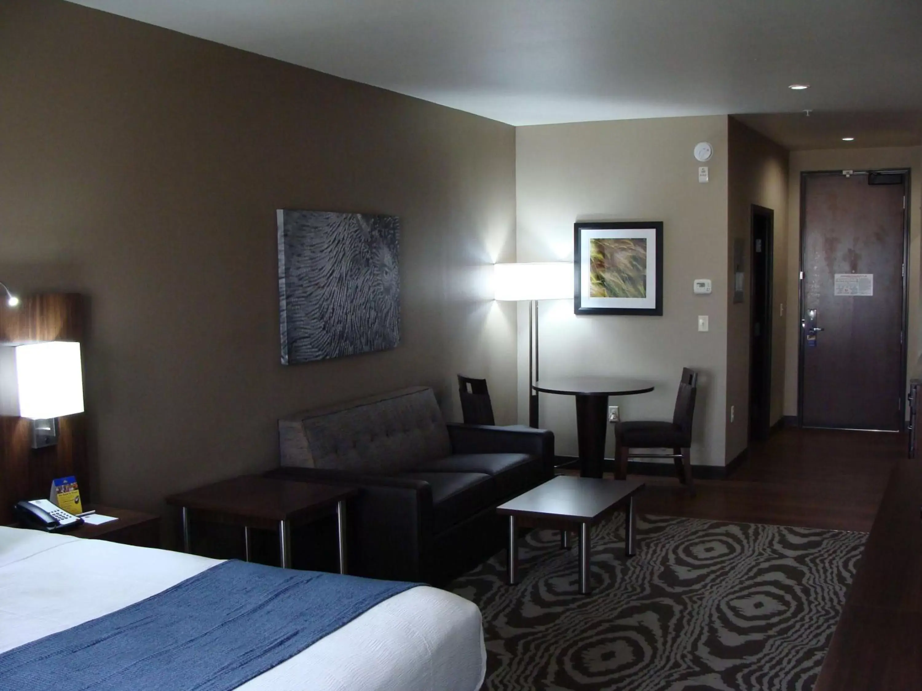 Photo of the whole room, Seating Area in Best Western Plus Williston Hotel & Suites