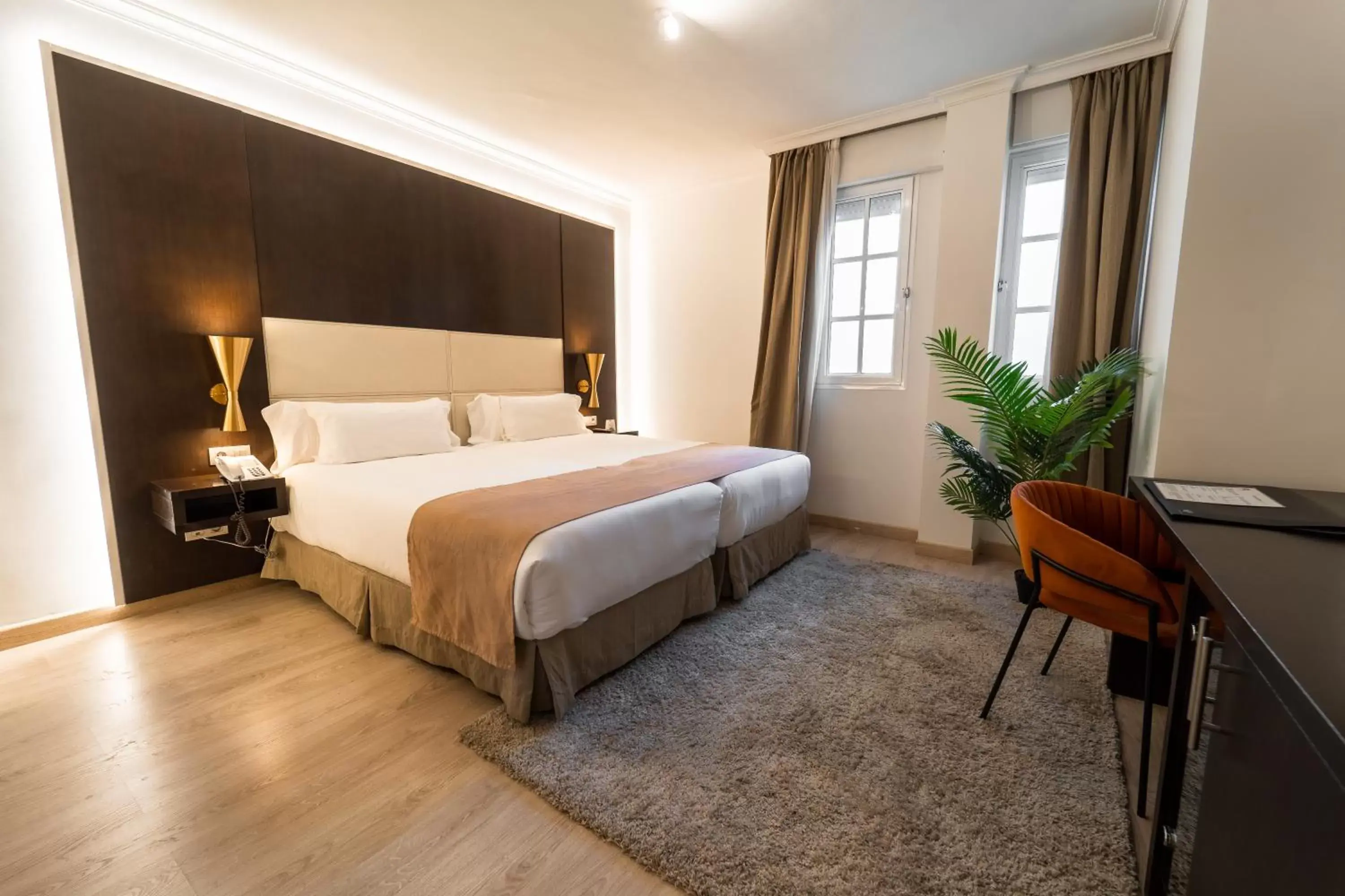 Bedroom, Bed in Hotel Taburiente S.C.Tenerife