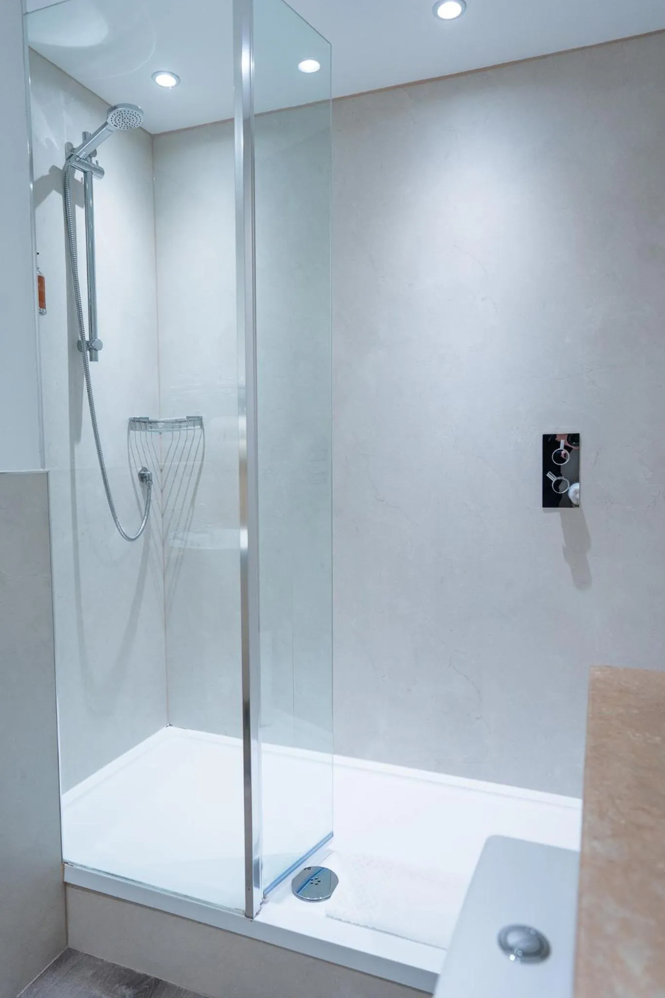 Bathroom in Royal Scots Club