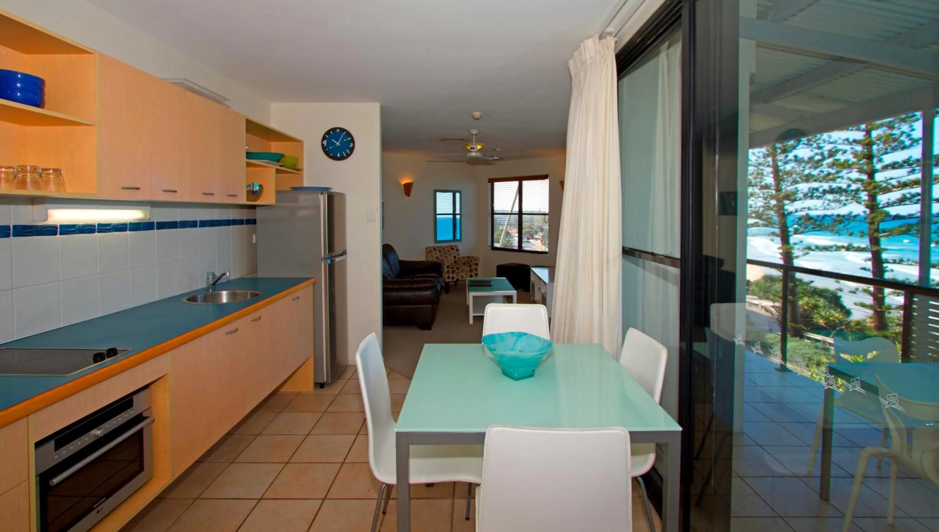Kitchen or kitchenette in The Beach Retreat Coolum