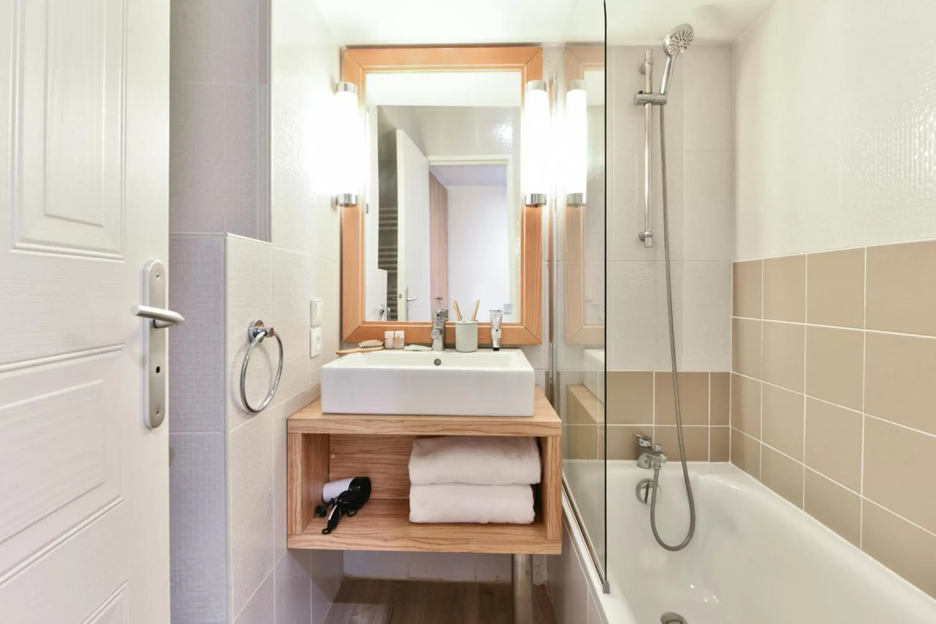 Toilet, Bathroom in Résidence Pierre & Vacances Premium Port Prestige