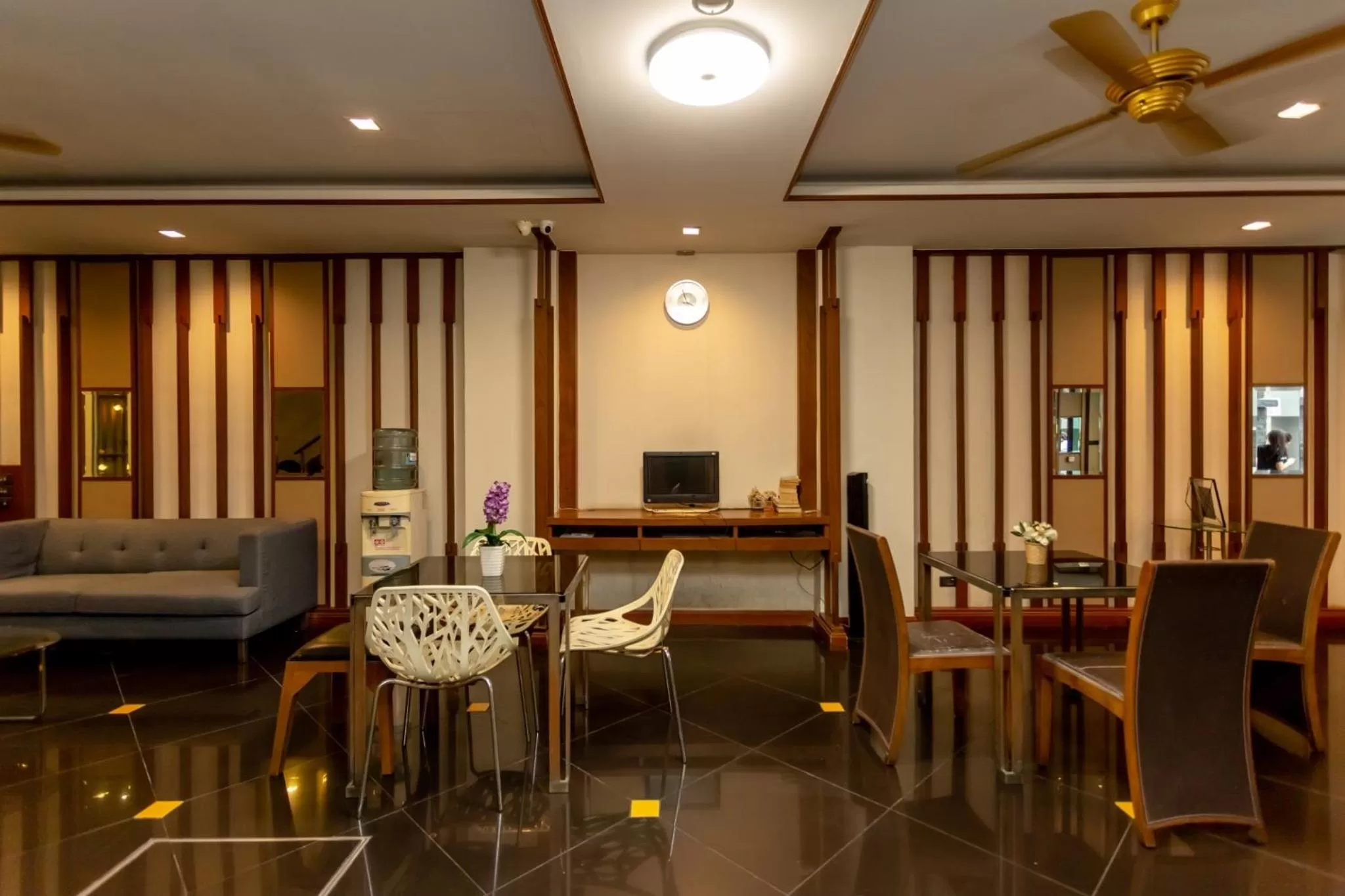 Lobby or reception in Honey Boutique Hotel