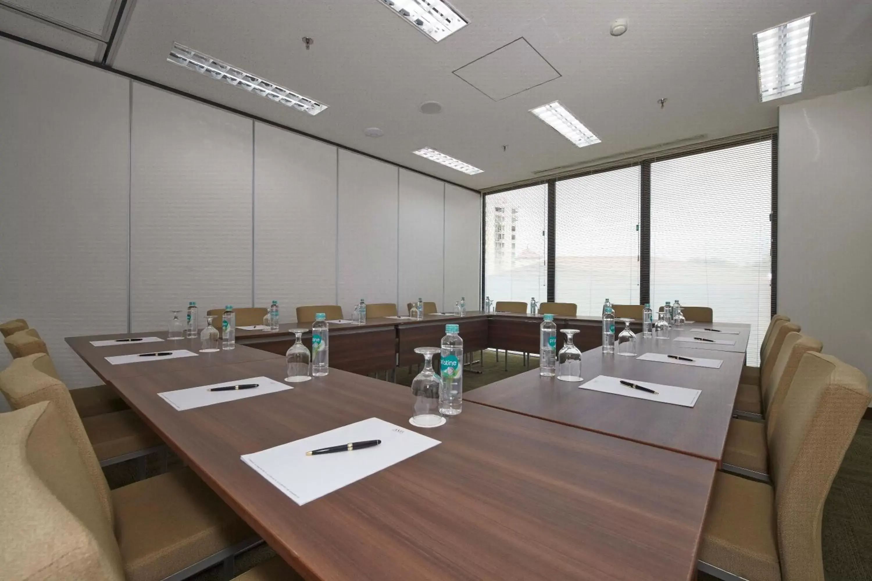 Business facilities, Business Area/Conference Room in Axia South Cikarang Service Apartment