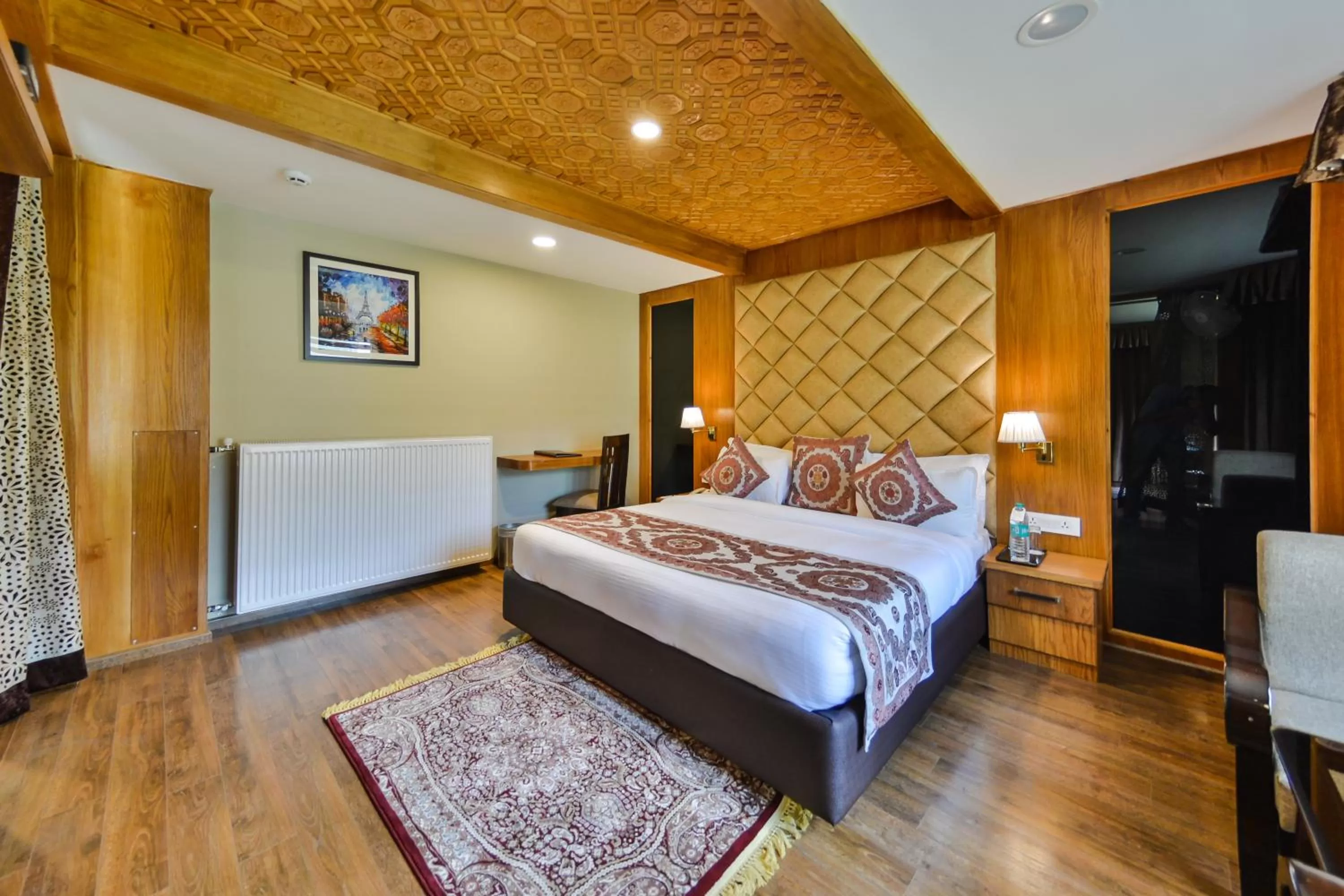 Bed in Royal Hillton Pahalgam