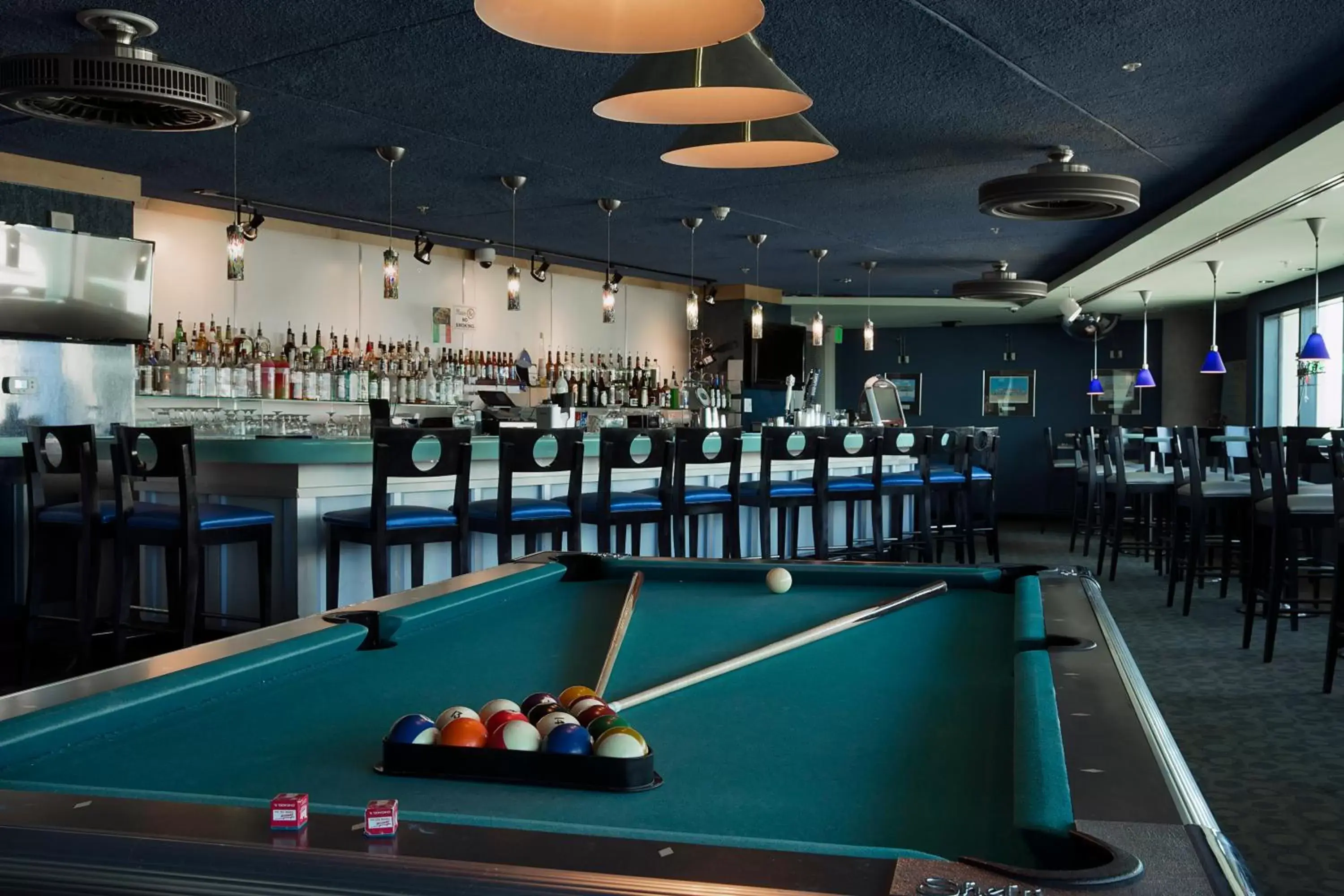 Lounge or bar, Billiards in Avista Resort