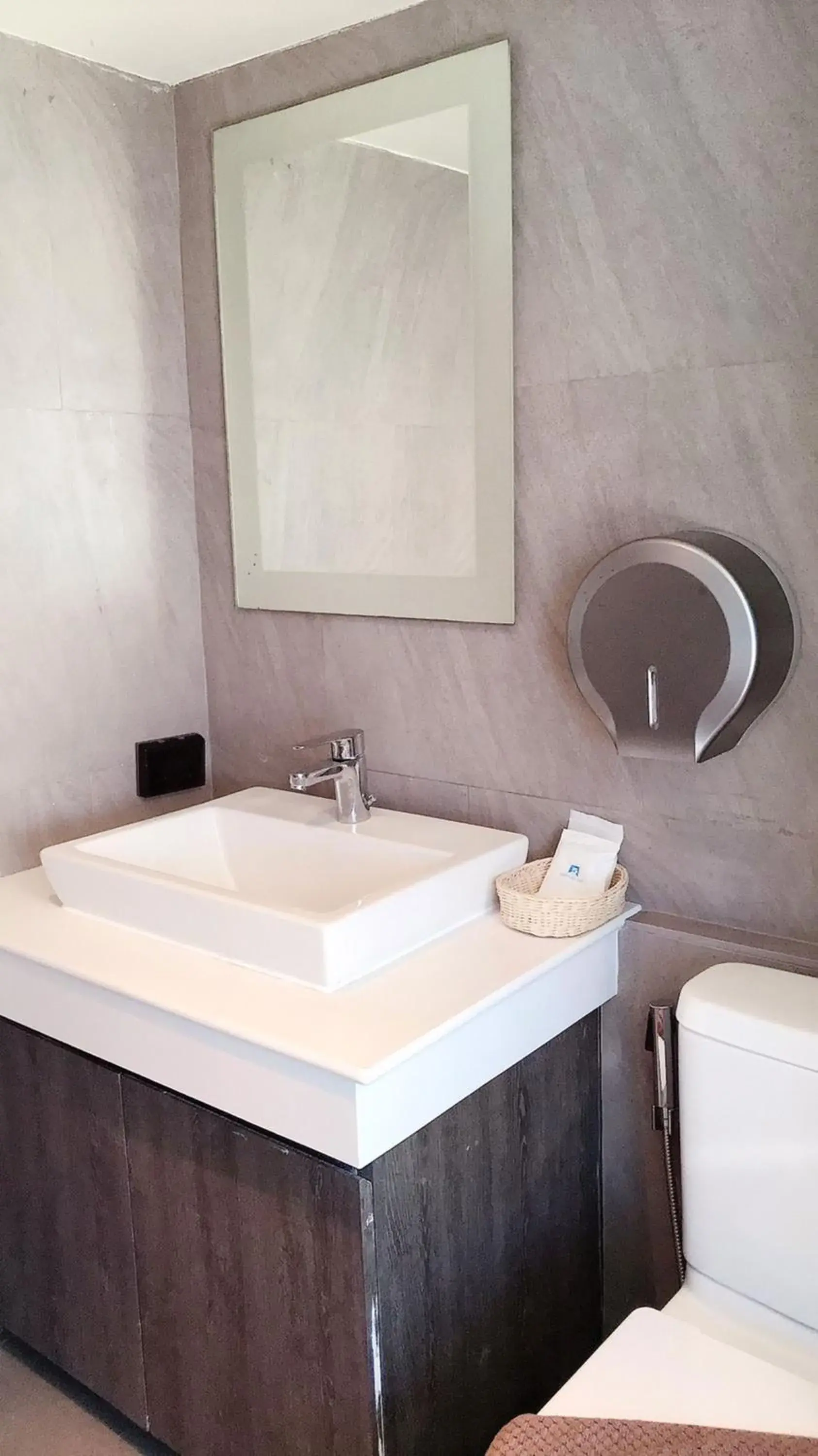 Bathroom in Cliff Lanta Suite-Koh Lanta Krabi