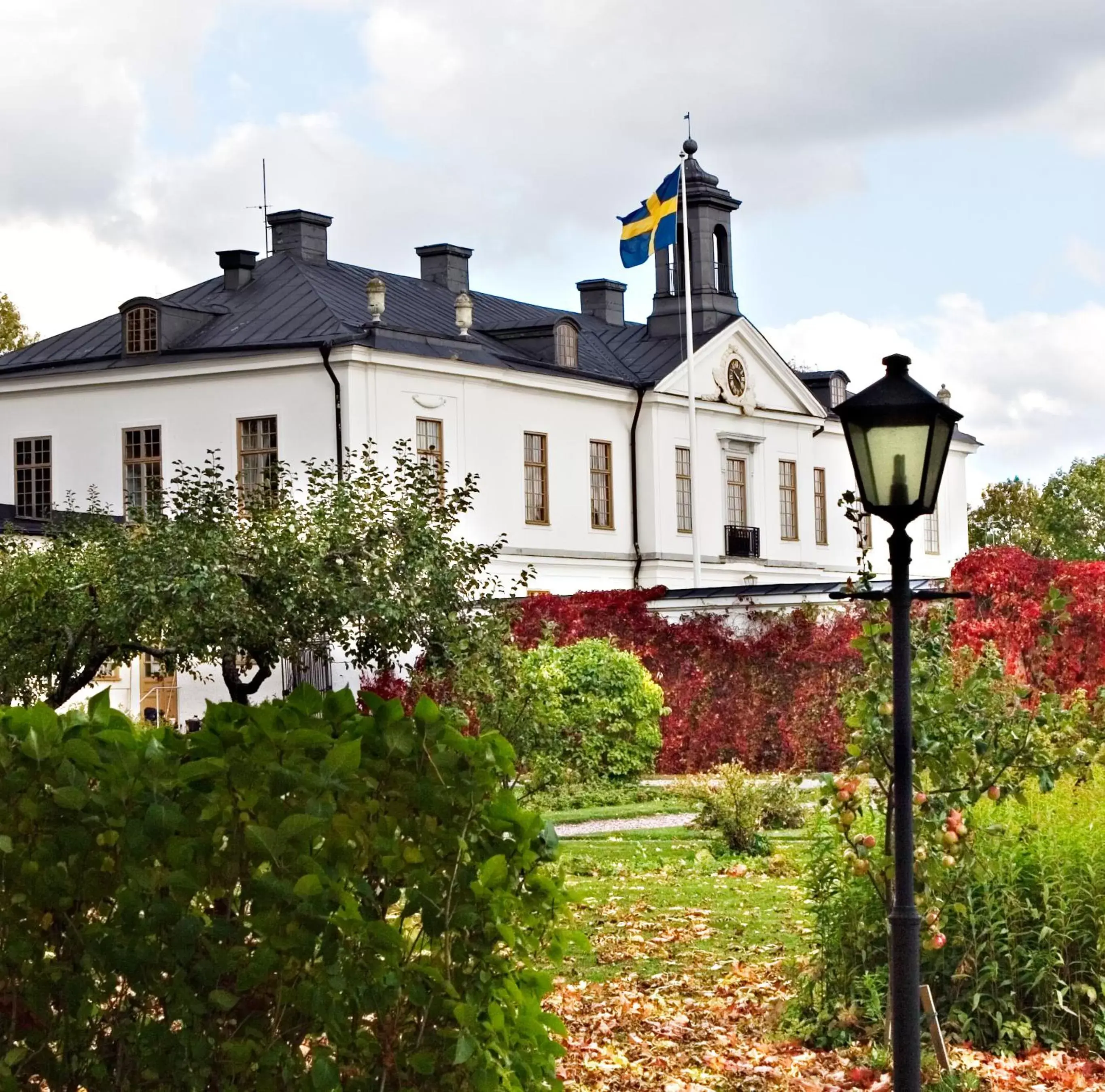 Facade/entrance, Property Building in Gimo Herrgård