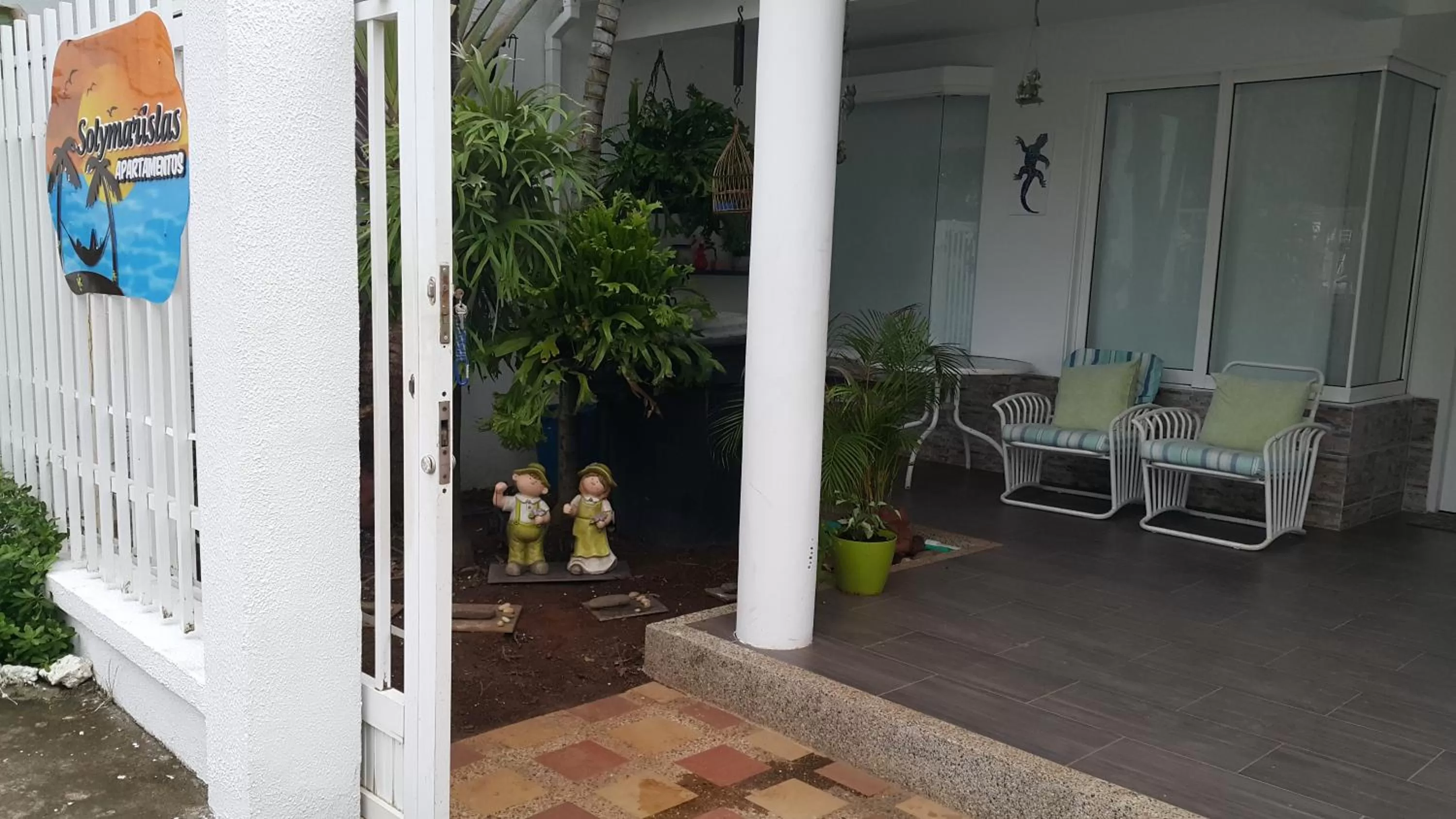 Garden in Hospedaje Solymar Sarie Bay