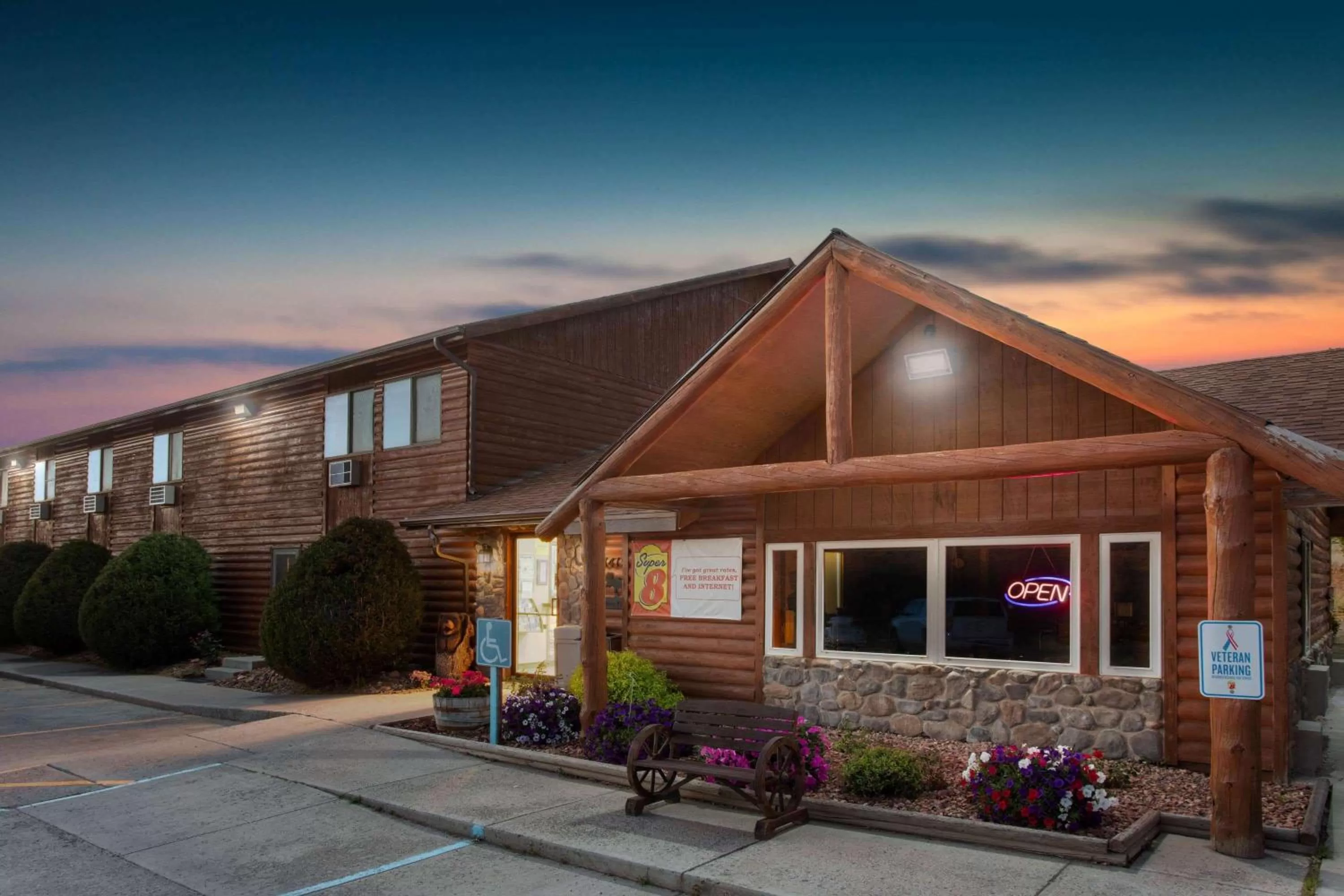 Property building in Super 8 by Wyndham Dubois