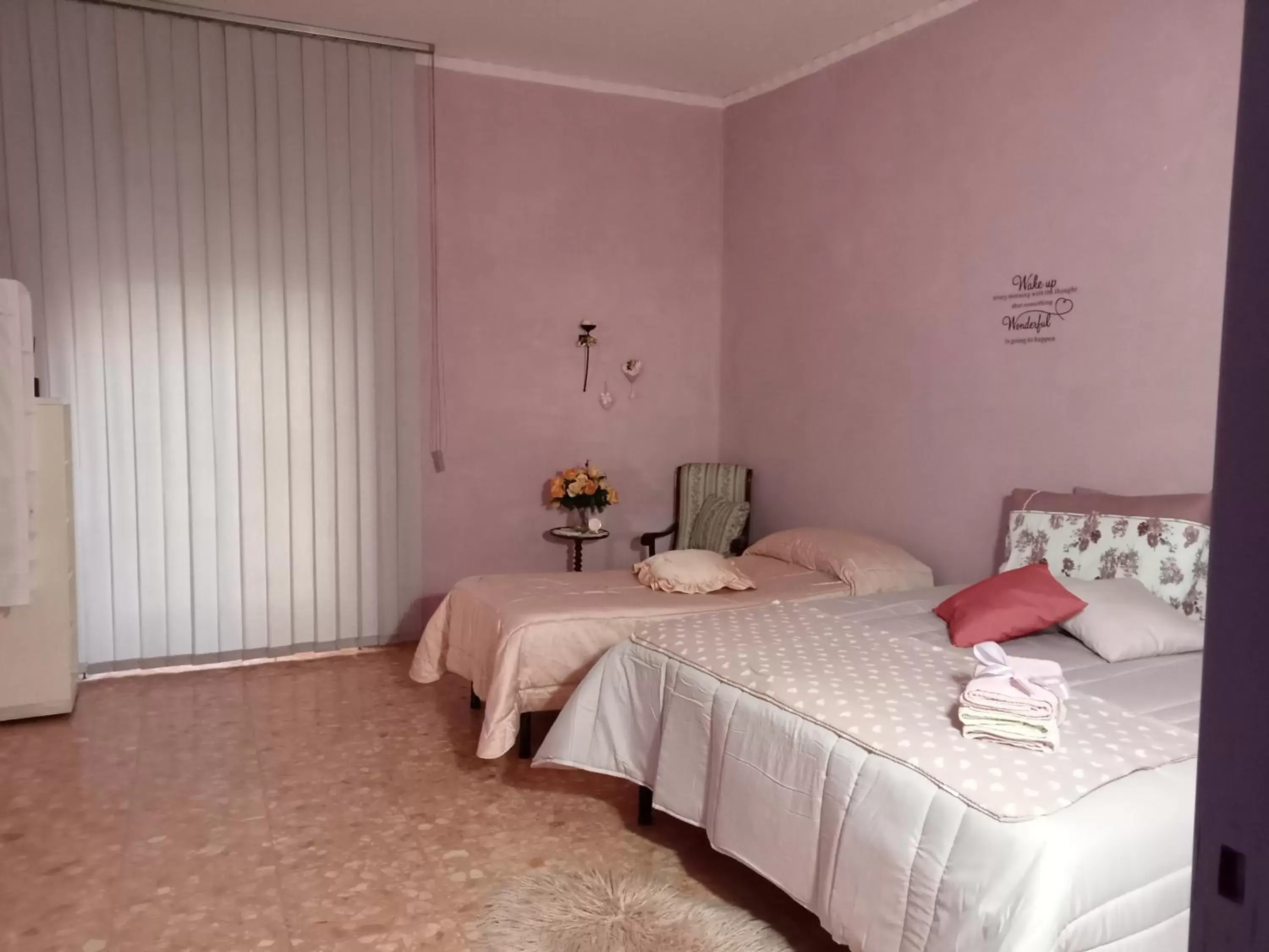 Large Double Room in La Terrazza di Monica & Teresa Large Double Room in La Terrazza di Monica & Teresa