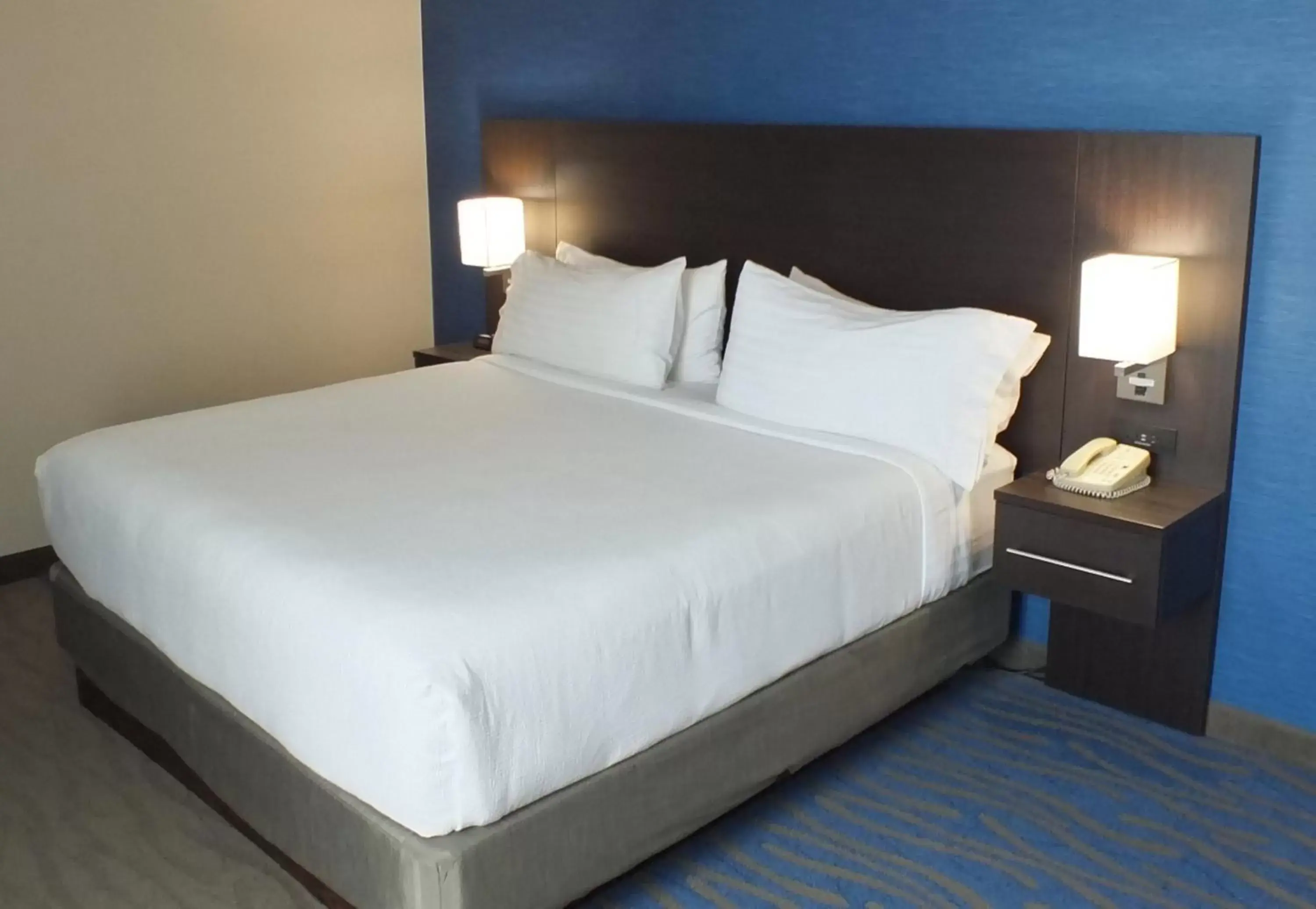 Bed in Holiday Inn Hotel & Suites Regina, an IHG Hotel