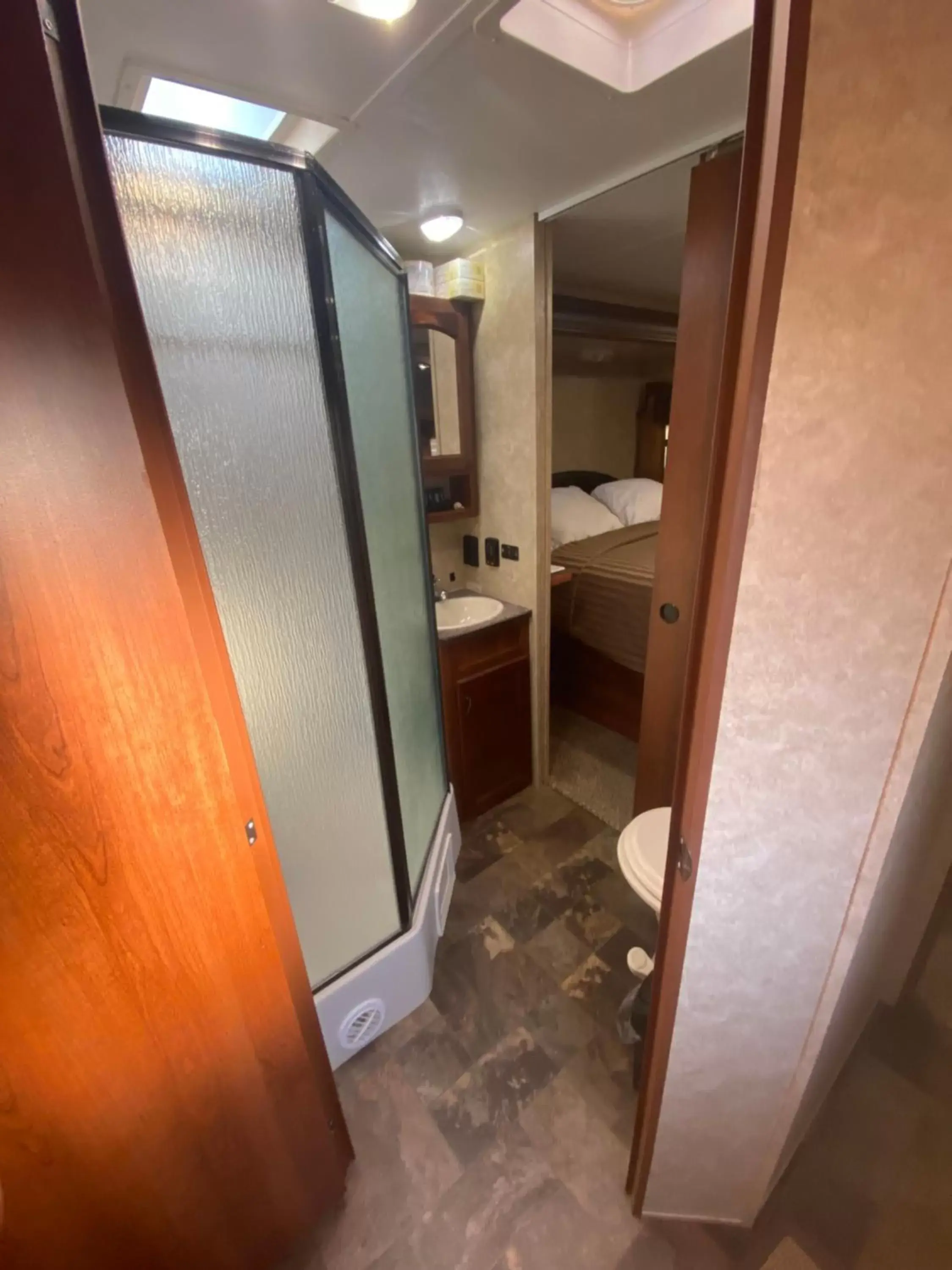 Shower, Bathroom in Riverside Resort