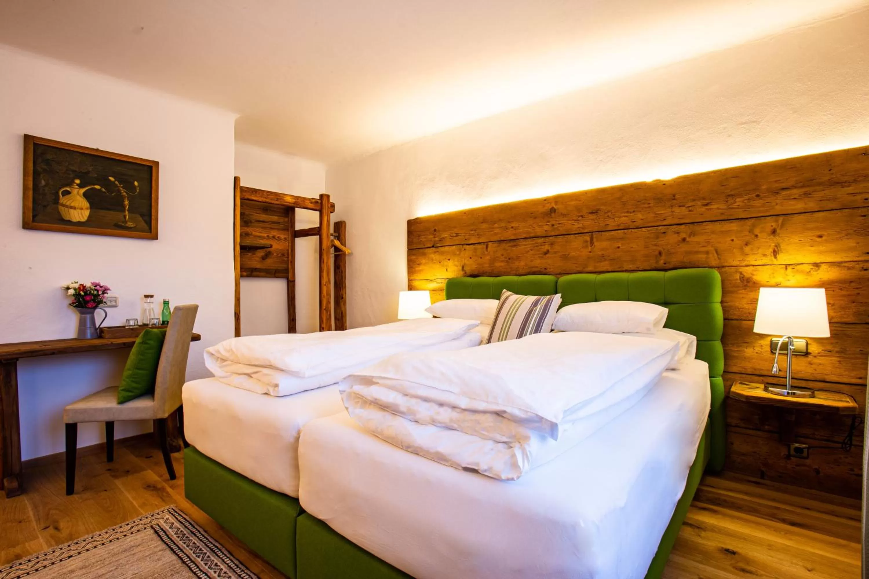 Photo of the whole room, Bed in Gasthof Lend-Platzl