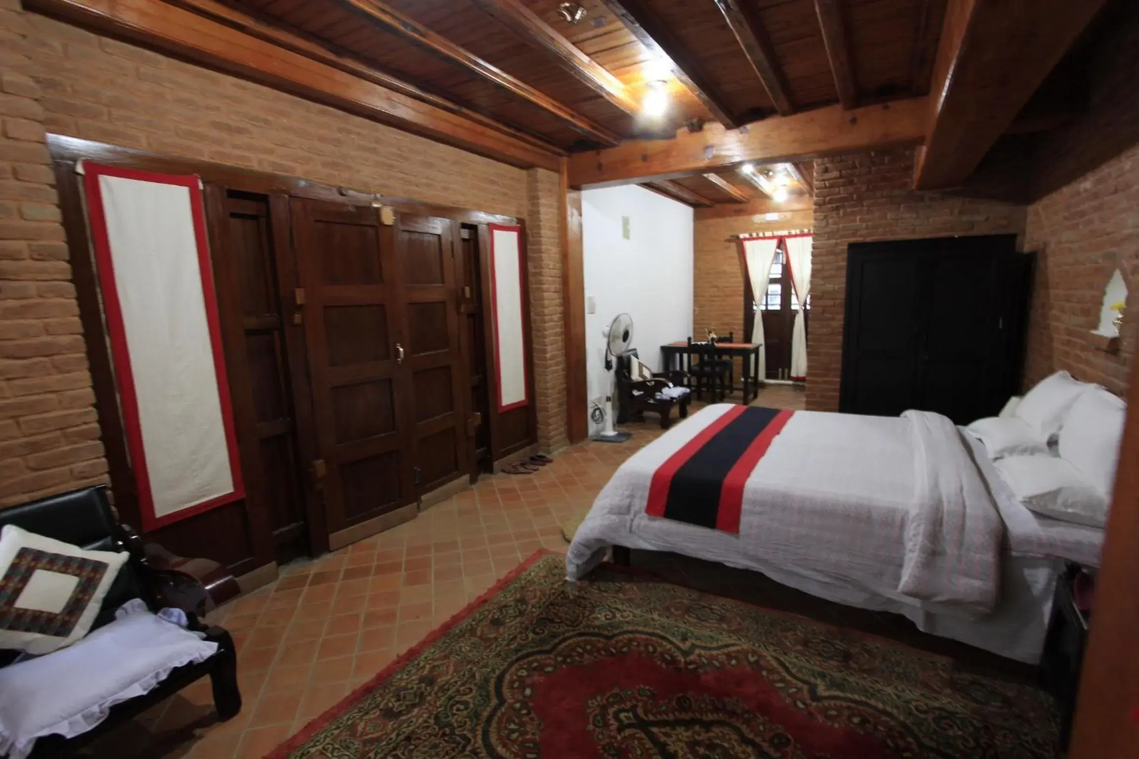 Photo of the whole room, Bed in World Heritage Hotel and Apartments