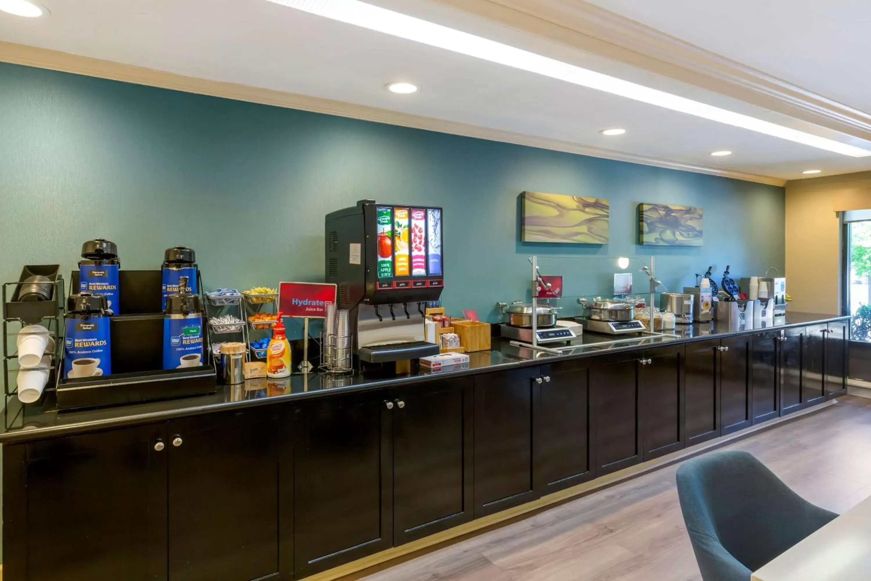 Breakfast, Restaurant/Places to Eat in Best Western Plus Cary - NC State