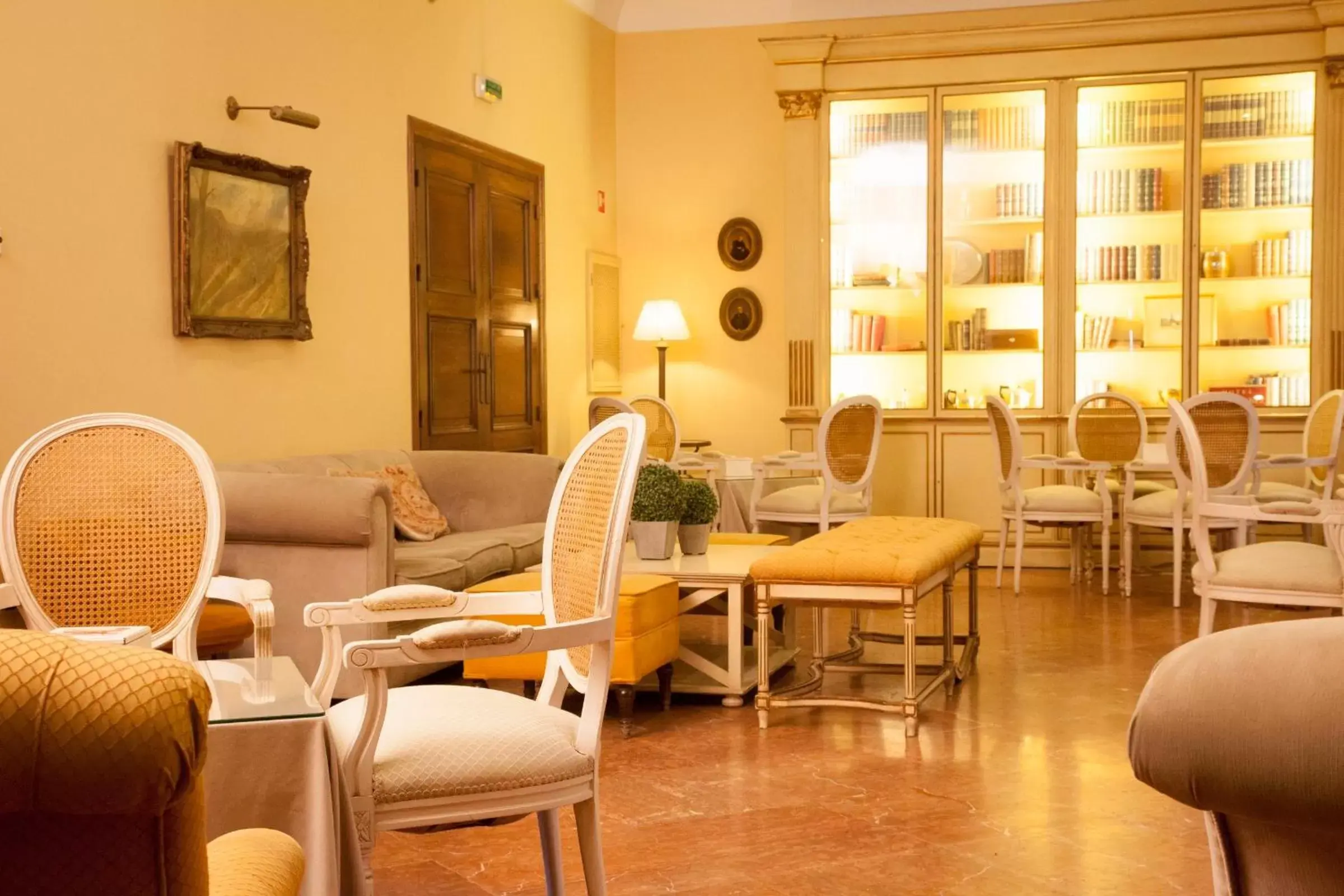 Communal lounge/ TV room, Seating Area in Villa Jerez