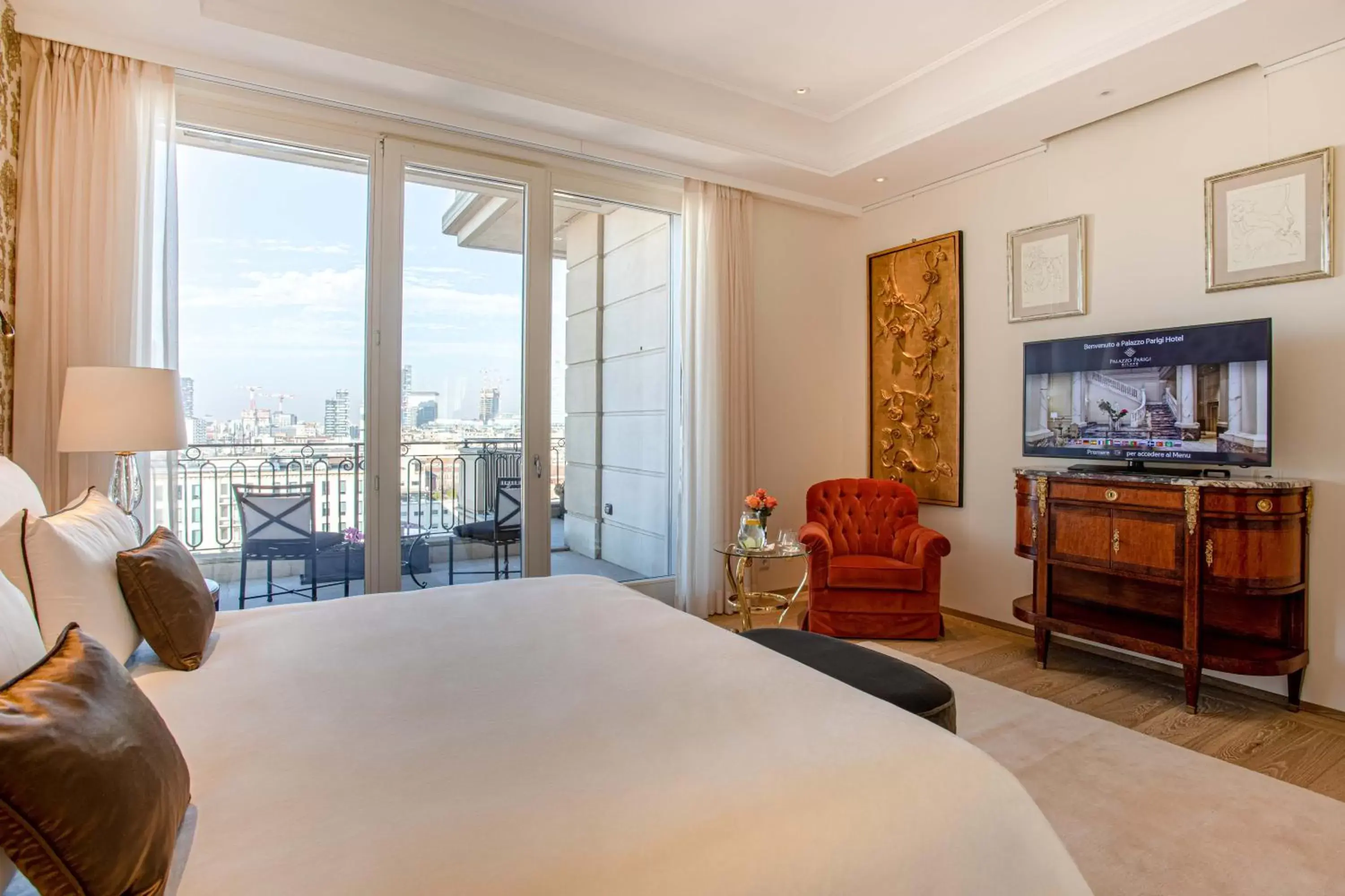 Bedroom in Palazzo Parigi Hotel & Grand Spa - LHW