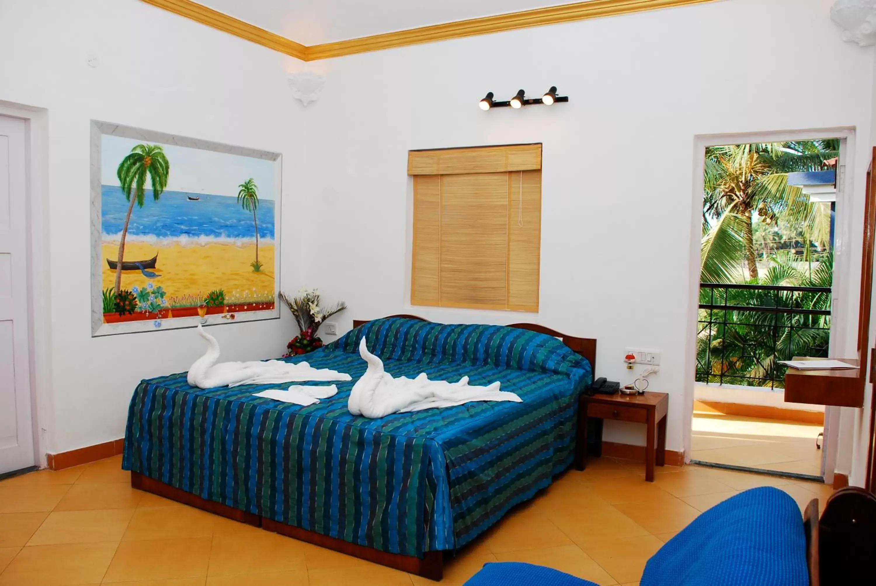 Bed in Santana Beach Resort