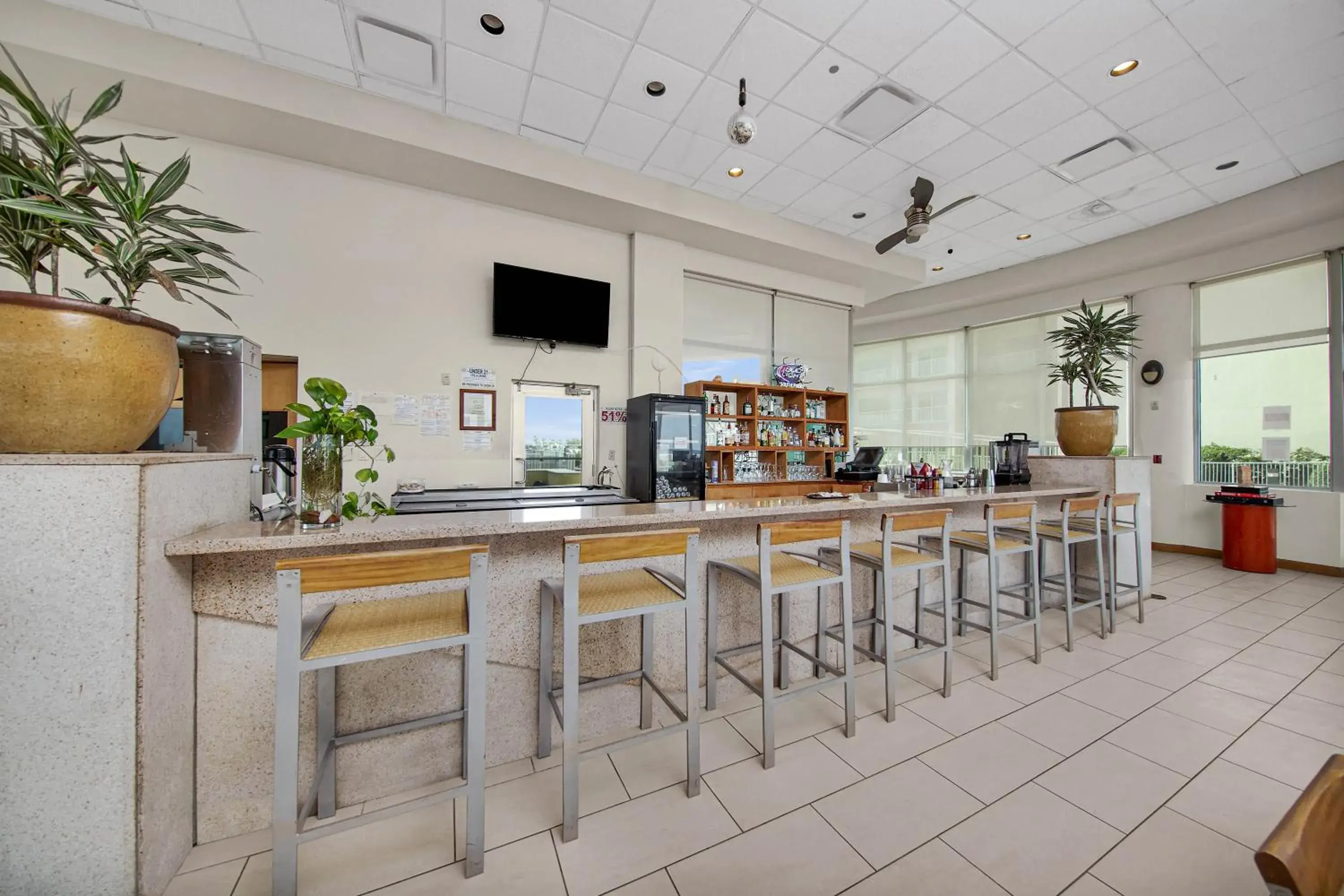 Restaurant/places to eat in Peninsula Island Resort & Spa - Beachfront Property at South Padre Island Restaurant/places to eat in Peninsula Island Resort & Spa - Beachfront Property at South Padre Island