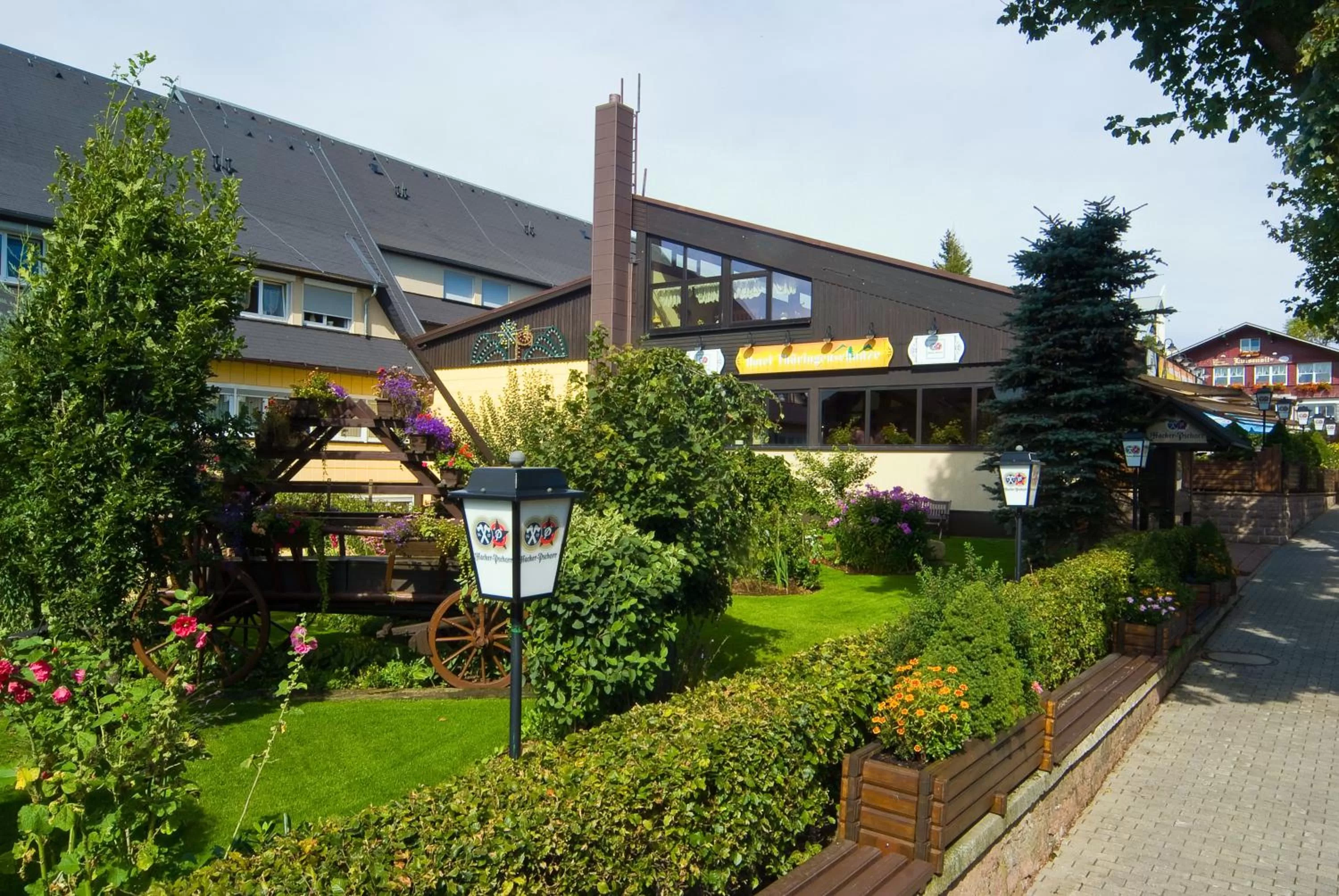 Property building in Hotel Thüringenschanze