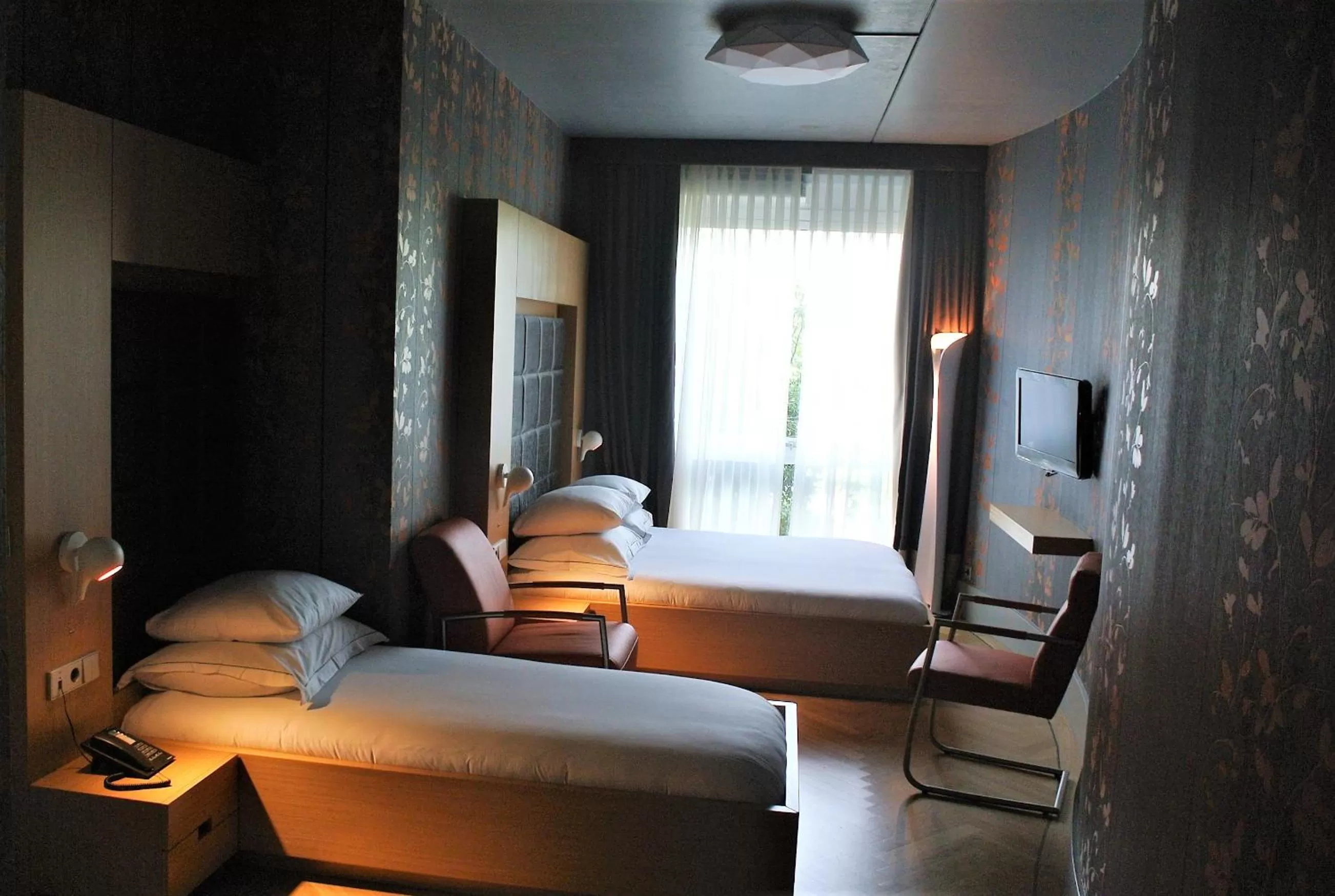 Photo of the whole room, Bed in Amadi Park Hotel