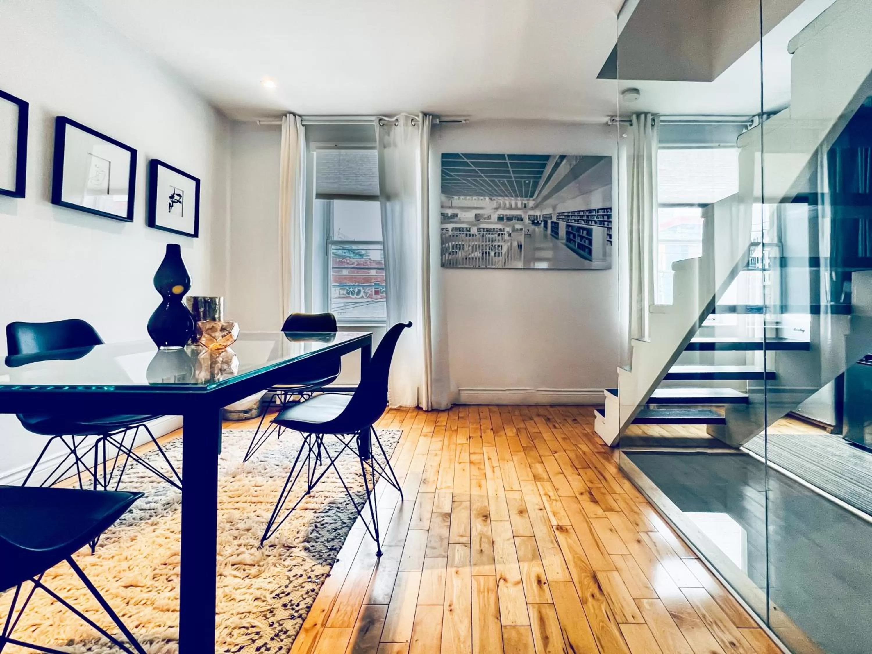 Dining area in L'Hotel Particulier Griffintown