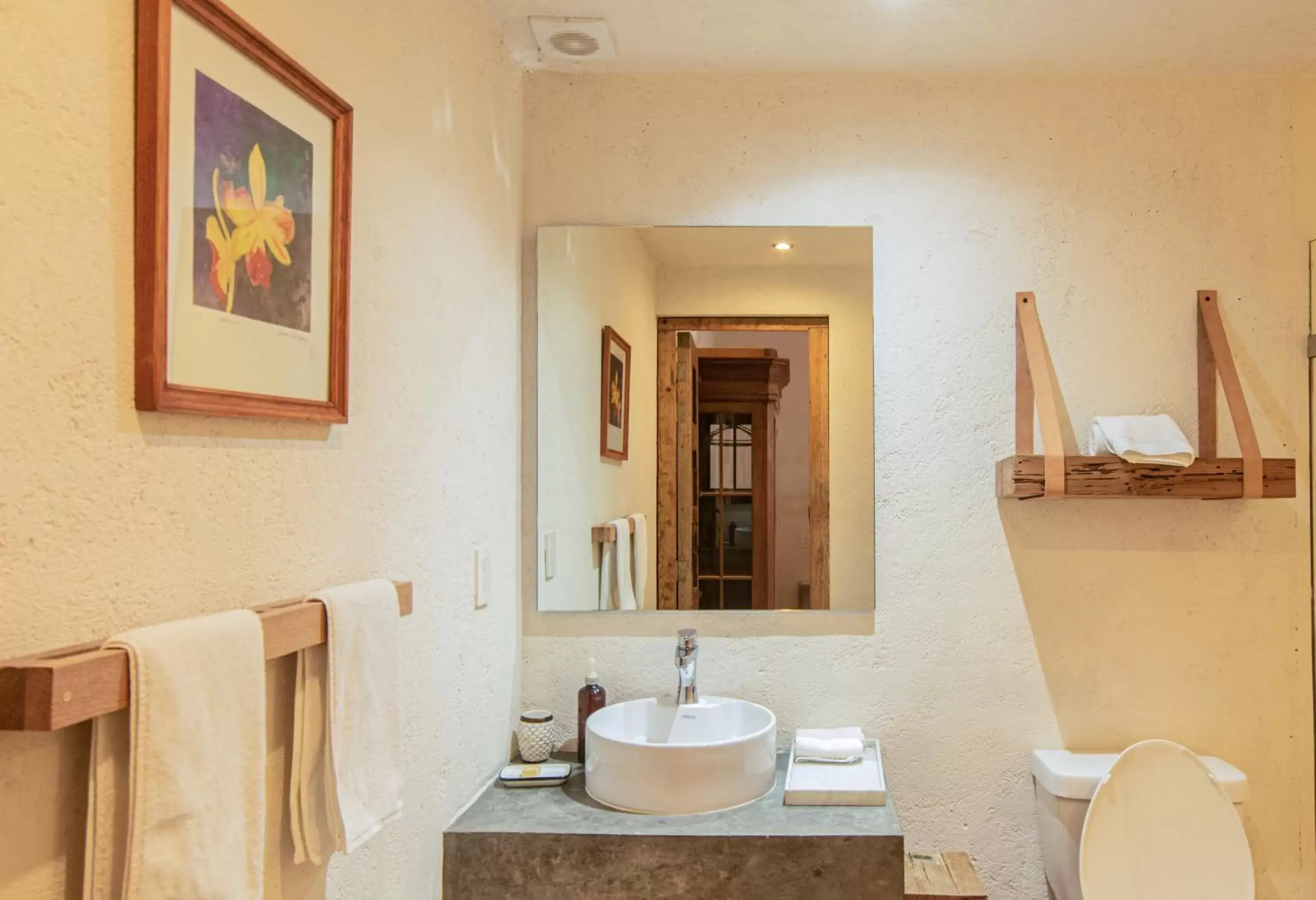 Bathroom in Orchid House San Miguel de Allende