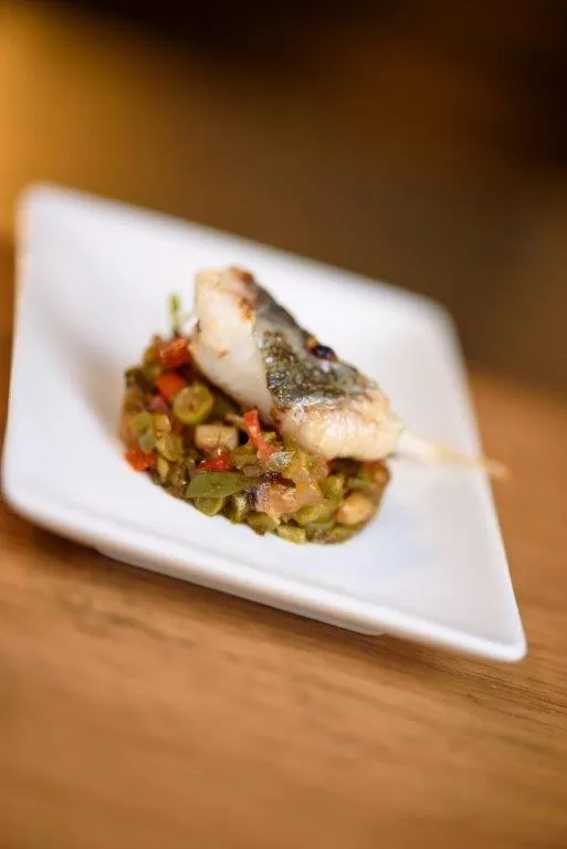 Restaurant/places to eat in Hotel Es Port