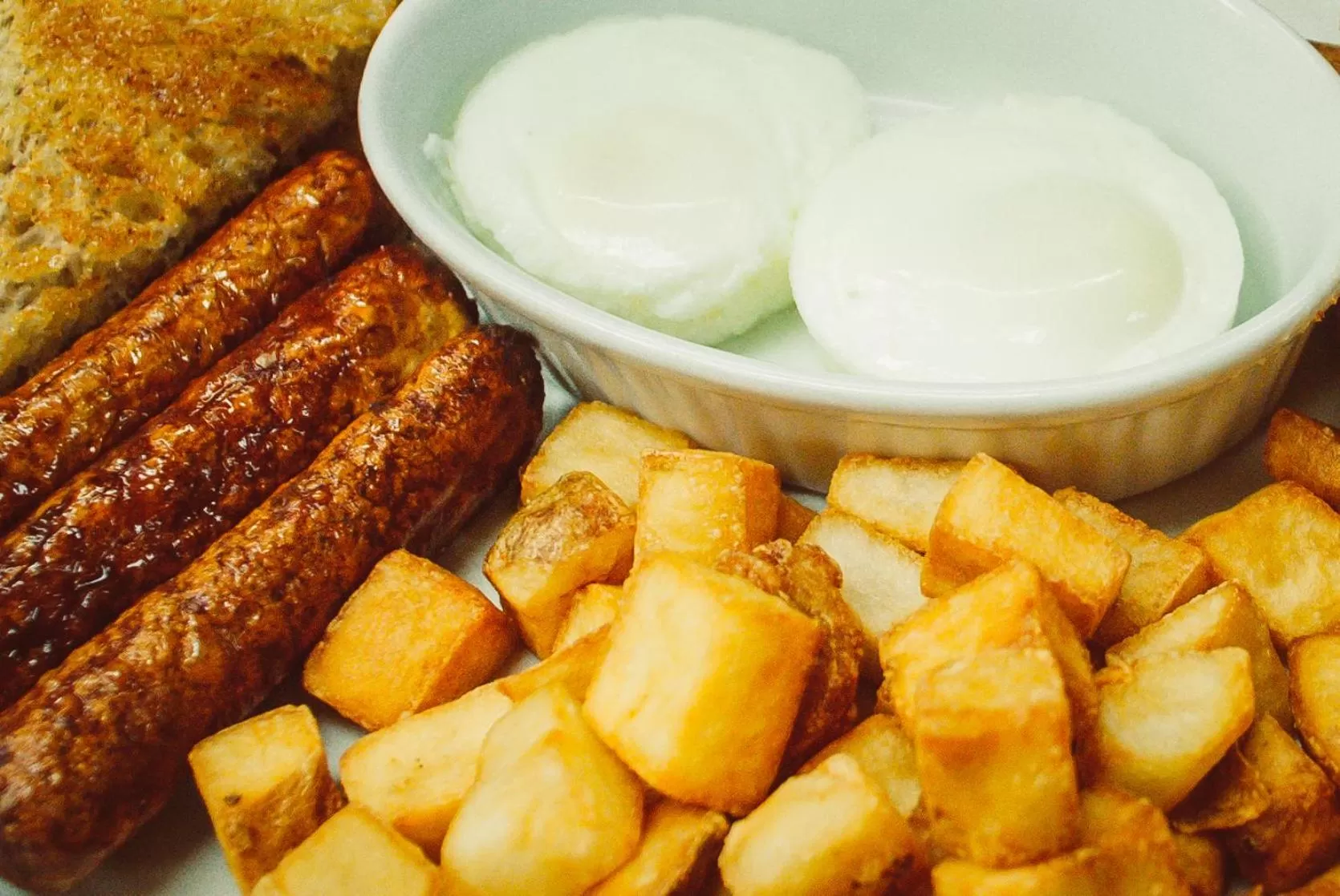 Restaurant/places to eat in 121 Steakhouse & Motel